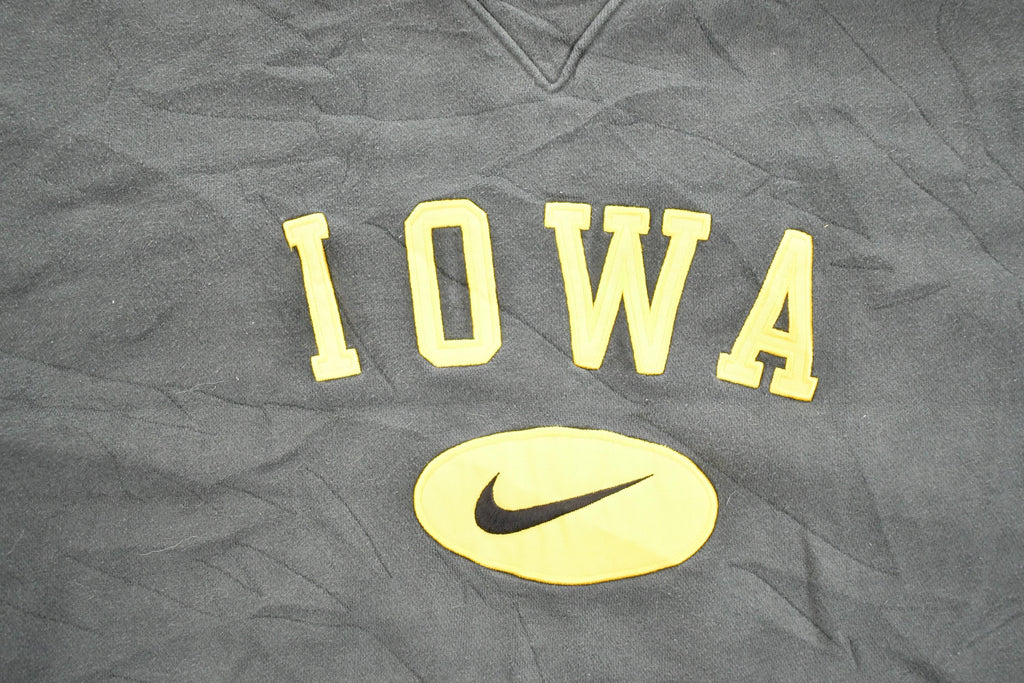 Vintage Y2K Nike Iowa Hawkeyes University Crewneck Sweater Mens XXL
