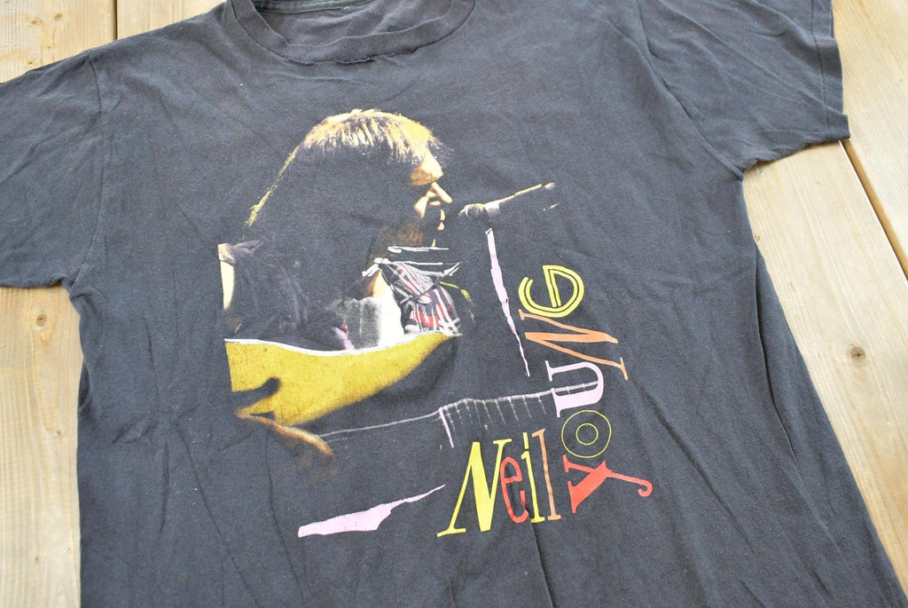 Vintage 1986 Neil Young Crazy Horse Rock Band Concert Music T-Shirt Men's M