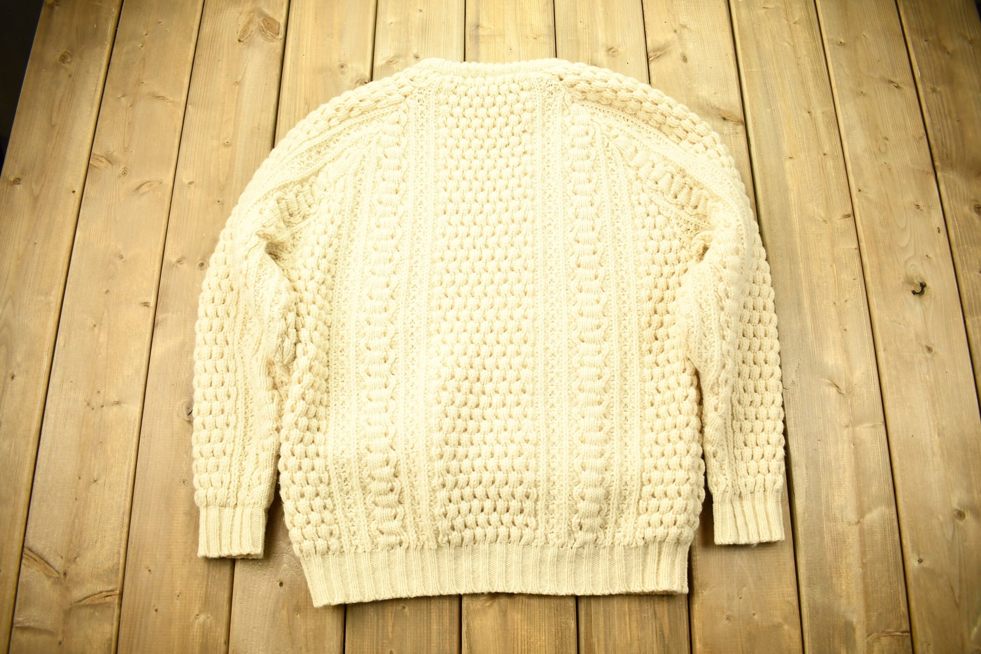 Vintage 1970s Rossan Knitwear 100% Wool 3D Cable Knit Sweater