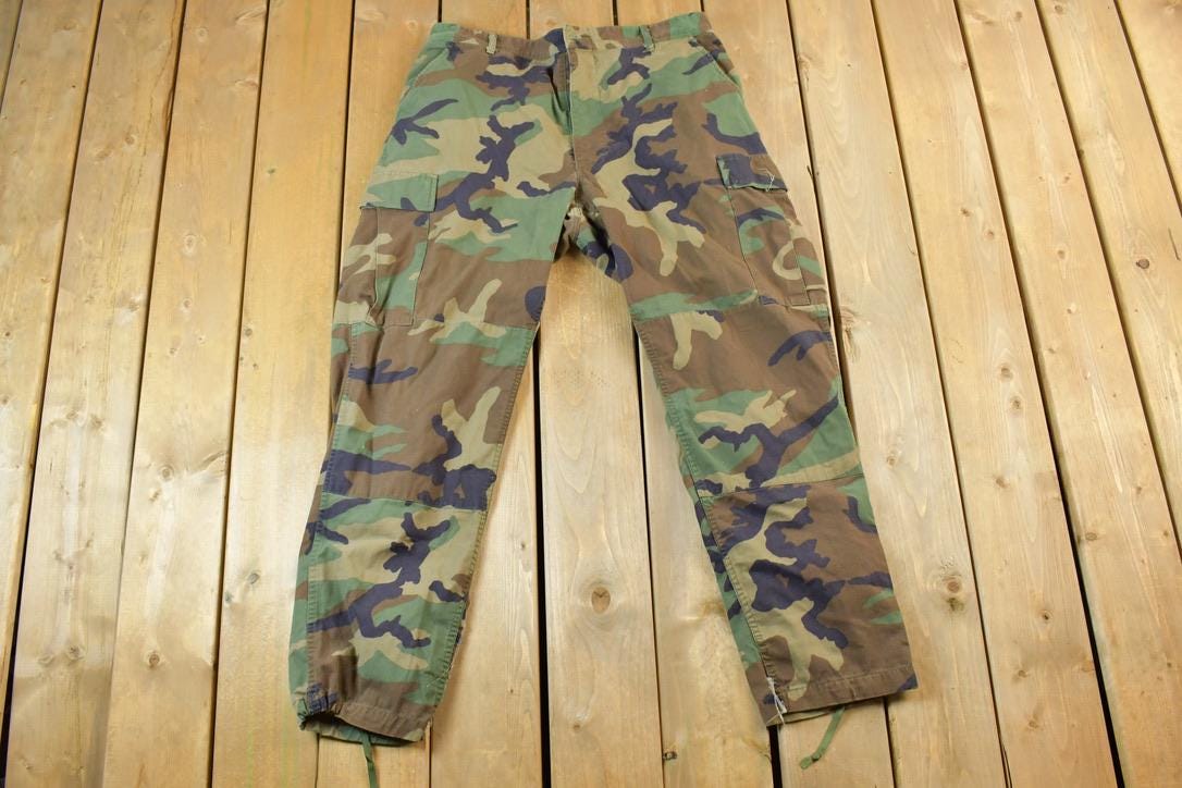 Vintage 1990s Army Camouflage Cargo Pants Size Large