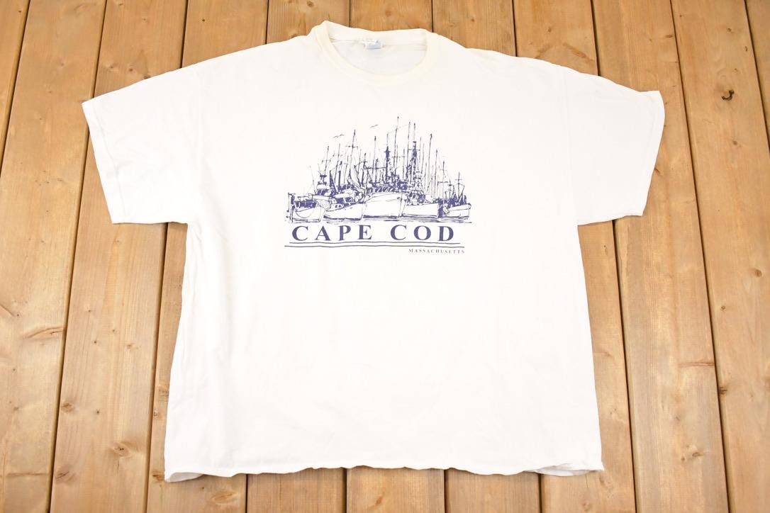 Vintage 1990s Cape Cod Sailboats Souvenir Travel T-Shirt Men's XL