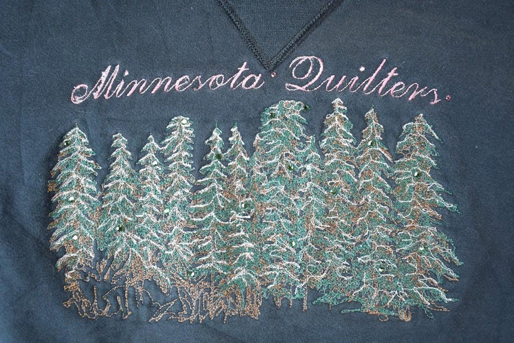 Vintage 1990s Russell Pro Cotton Minnesota Quilters Forest Heavy Cotton Crewneck Sweatshirt