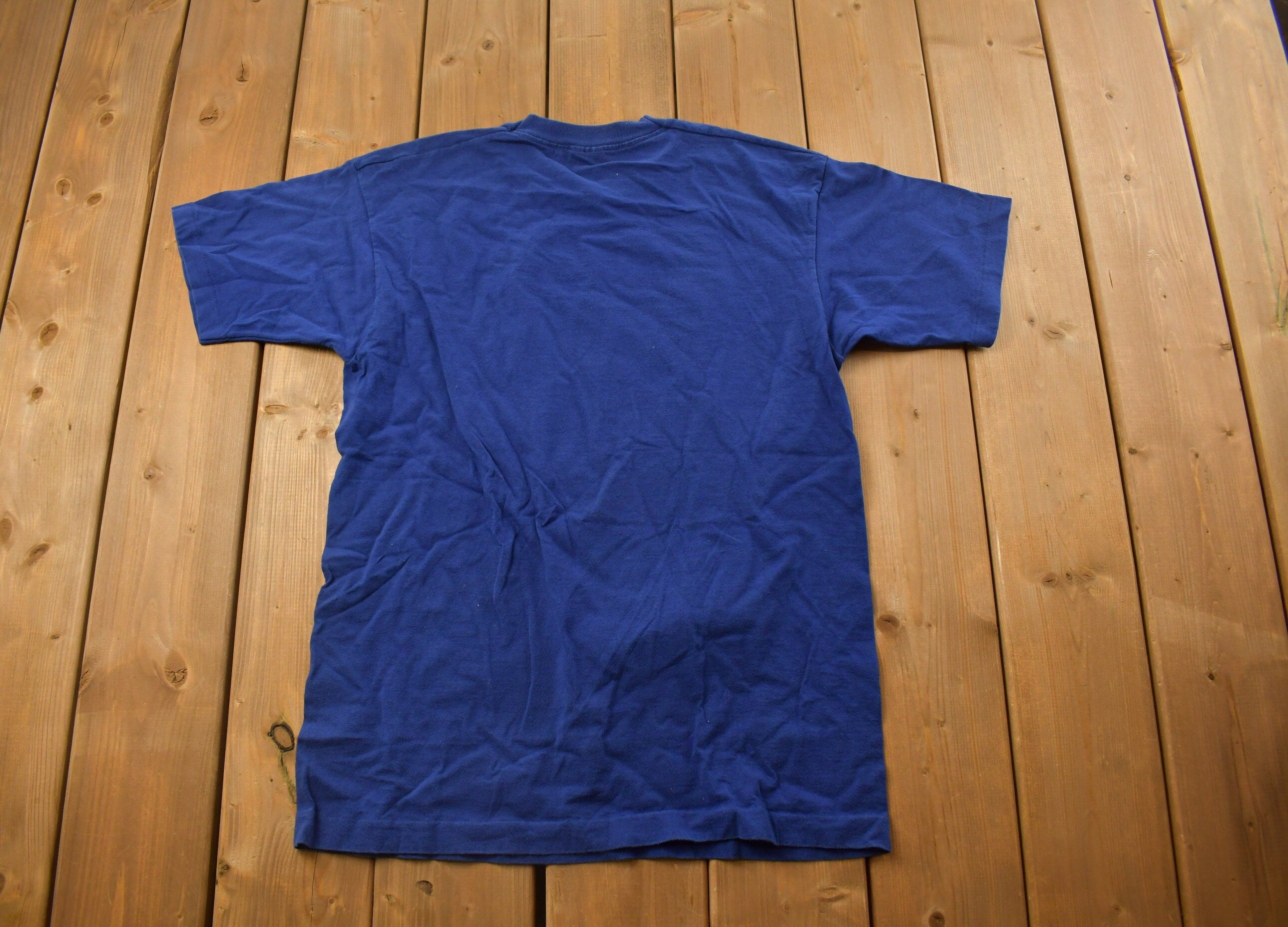 Vintage 1990s Toronto Maple Leafs NHL Graphic T-Shirt  Made In Canada  Vintage Sports  NHL  90s Streetwear  Sportswear  Single Stitch