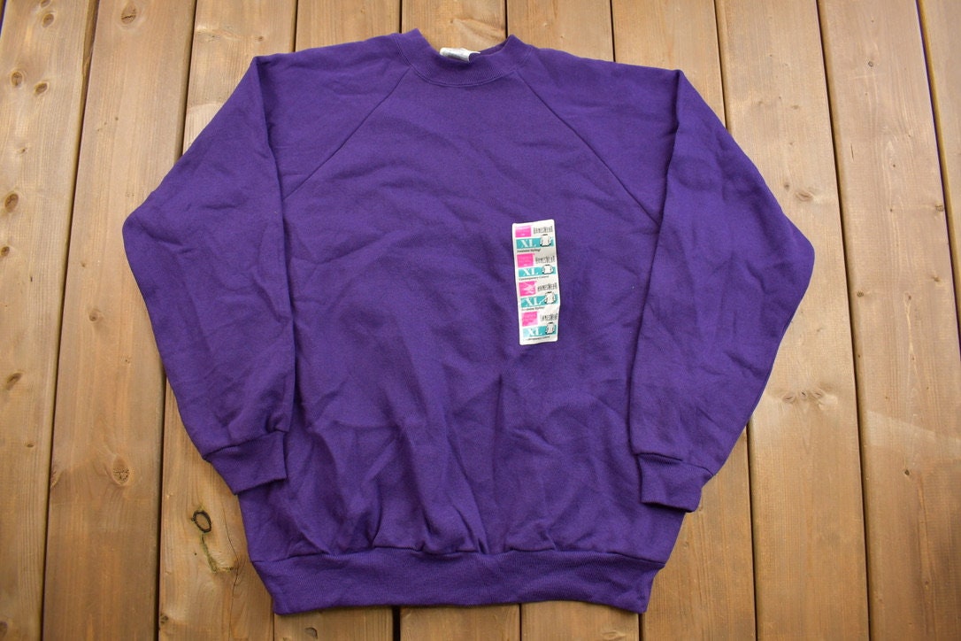 Vintage 1990's Hanes Deadstock Blank Crewneck Sweatshirt