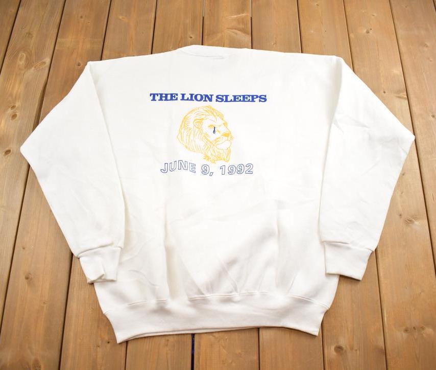 Vintage 1992 Academy Highschool Erie PA Souvenir Travel Crewneck Sweatshirt Made In USA