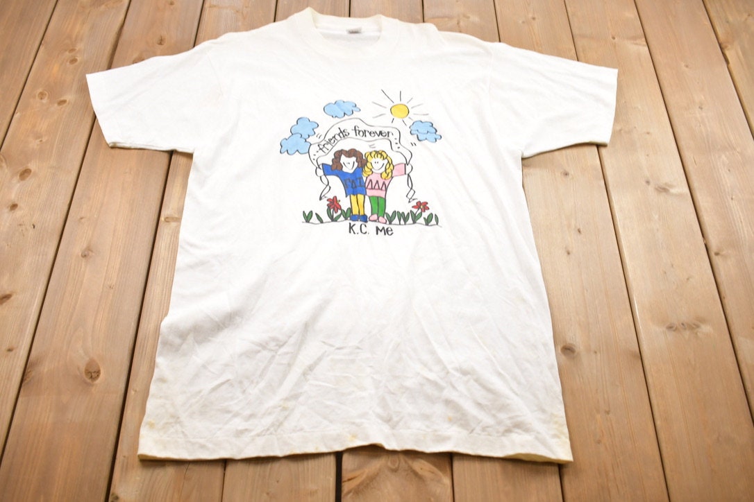Vintage 1990s Fruit Of The Loom Friends Forever Graphic T-Shirt /
