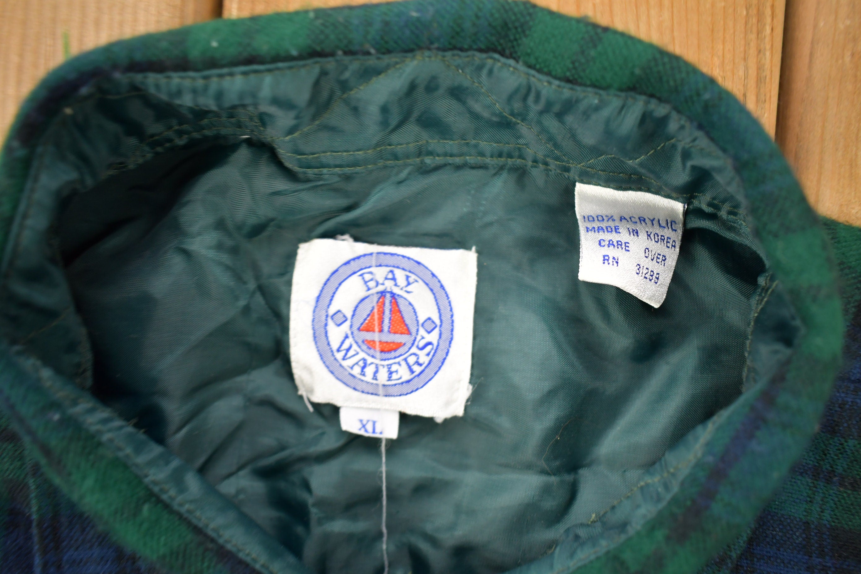 Vintage 1990s Bay Waters Plaid Flannel Button Up Shirt