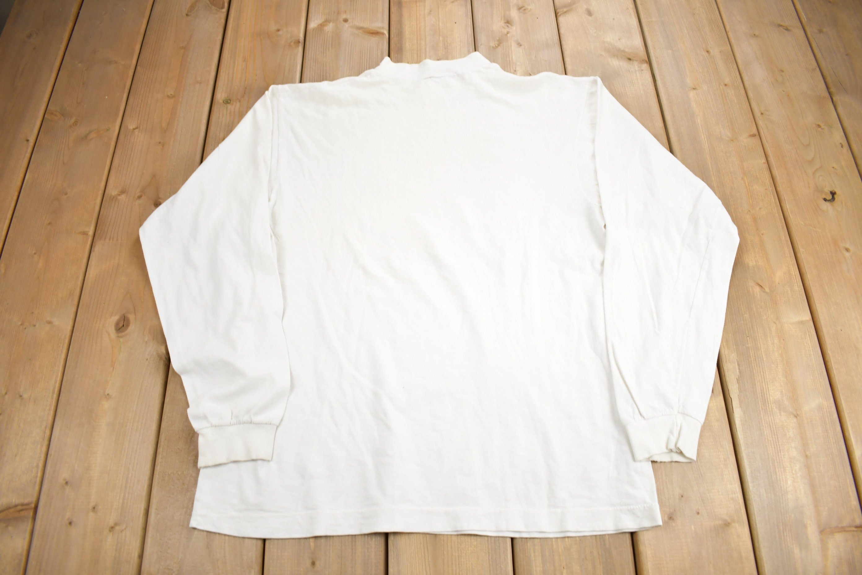 Vintage 1990s Desert Skiing Graphic Long Sleeve T Shirt