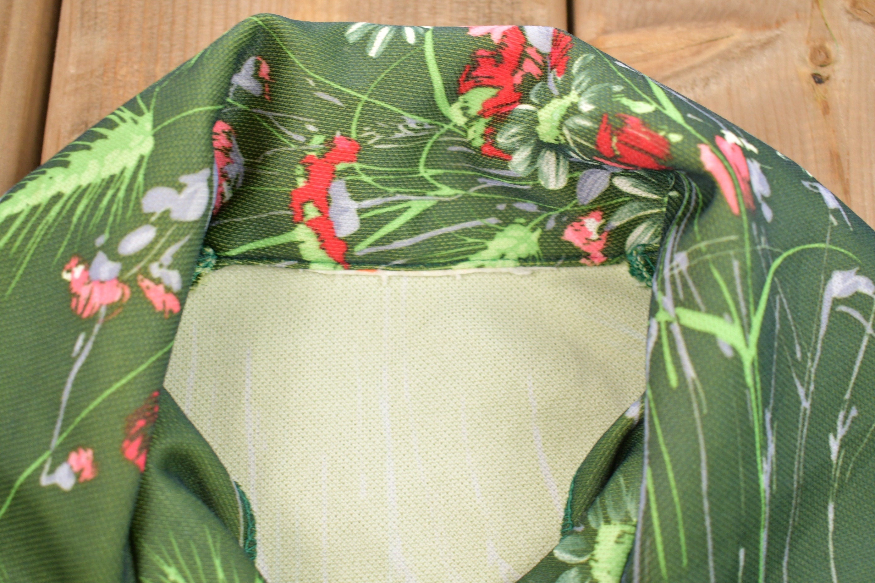 Vintage 1990s Floral All Over Print Button Up Shirt