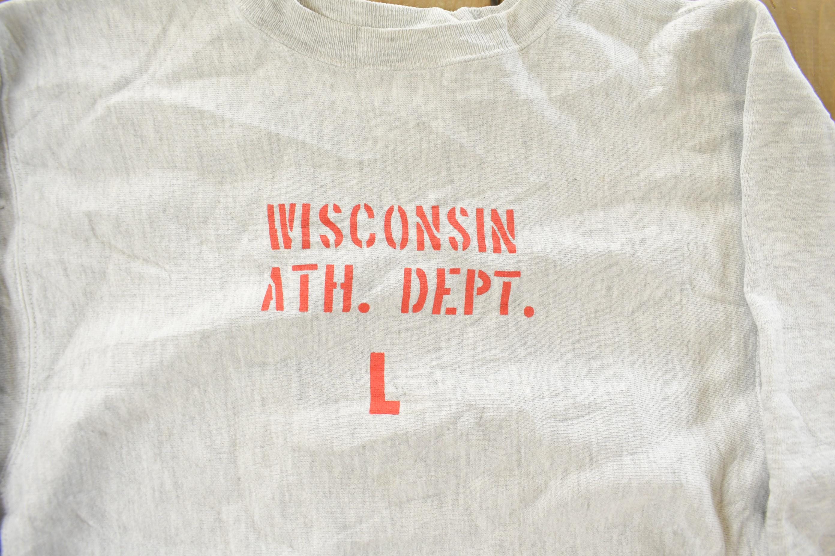 Vintage 1990s Champion Reverse Weave Wisconsin Ath. Dept Crewneck Sweatshirt Men's Large