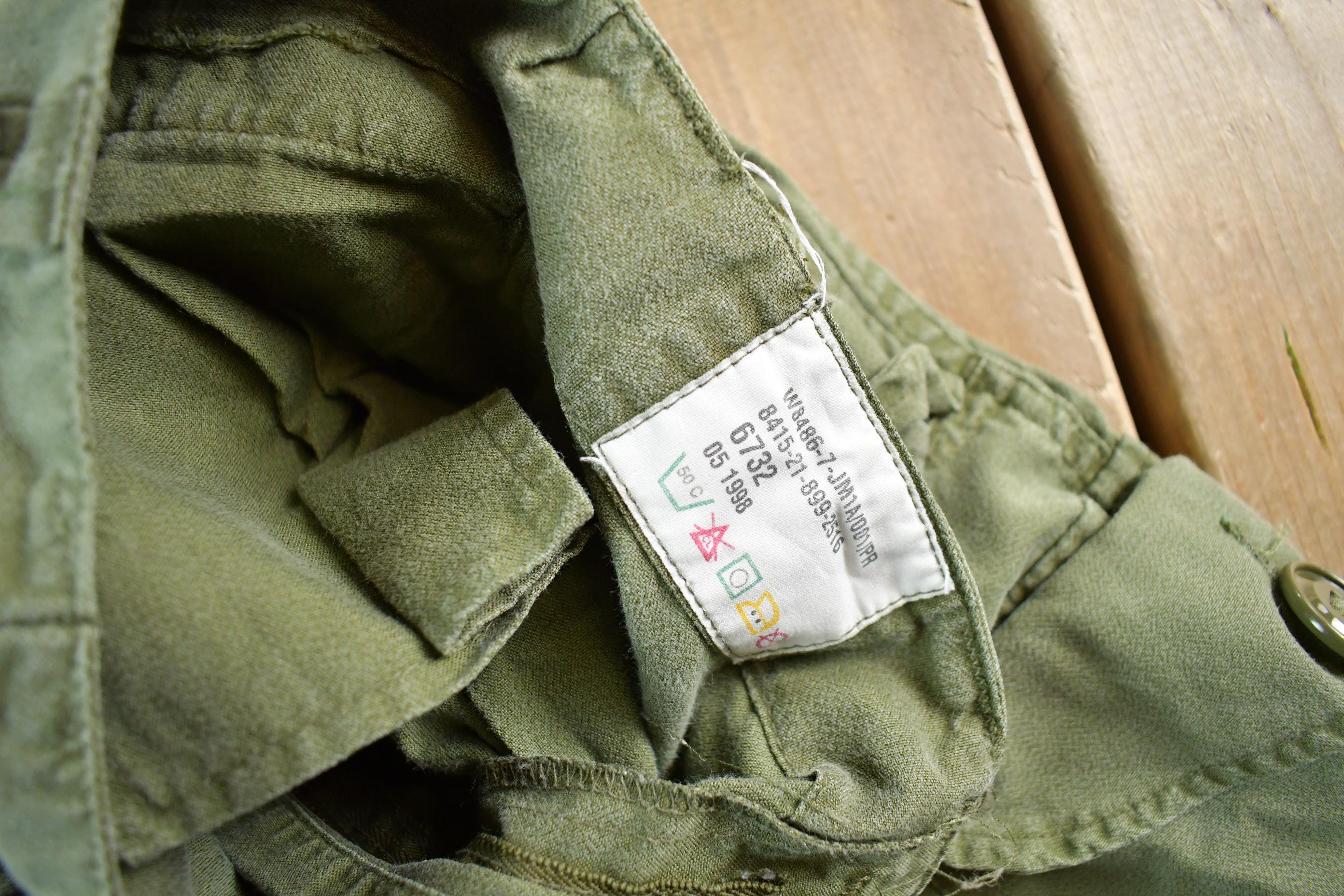 Vintage 1998 Military Green Cargo Pants Size 32 x 27