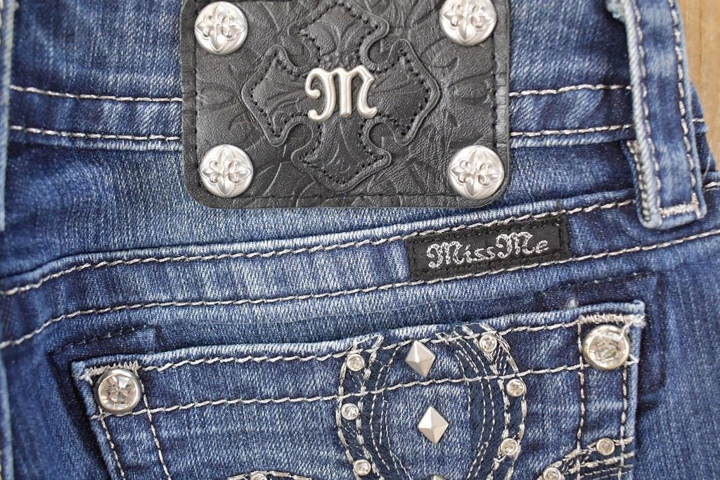 Vintage Deadstock Y2K Miss Me Bedazzled Low Rise Jeans Women's Size 26x31