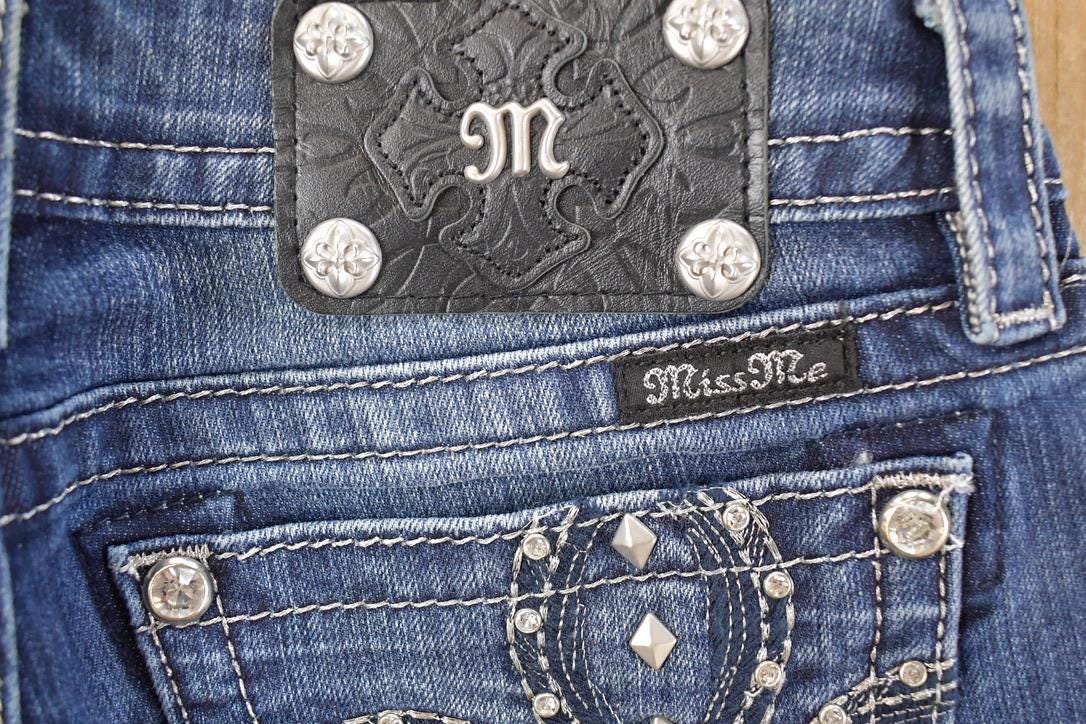 Vintage Deadstock Y2K Miss Me Bedazzled Low Rise Jeans Women's Size 26x31