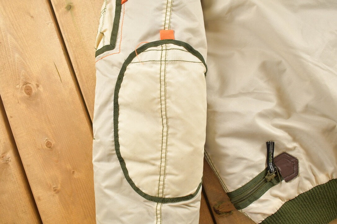 Vintage Y2K White Parasuco Tech Coyote Fur Trim Ski Jacket