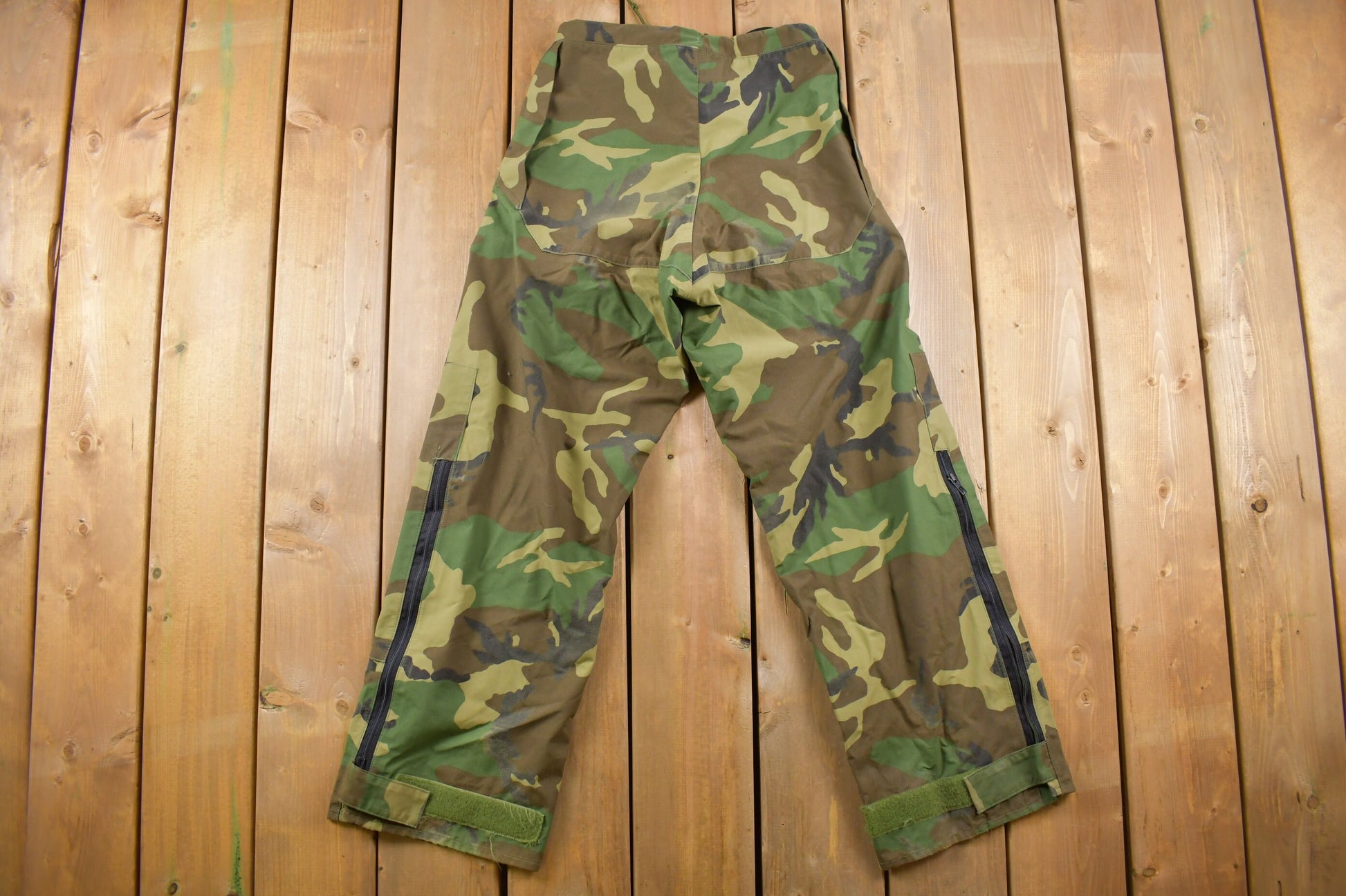 Vintage 2001 Army Military Camouflage Nylon Windbreaker Pants Size 26 x 29