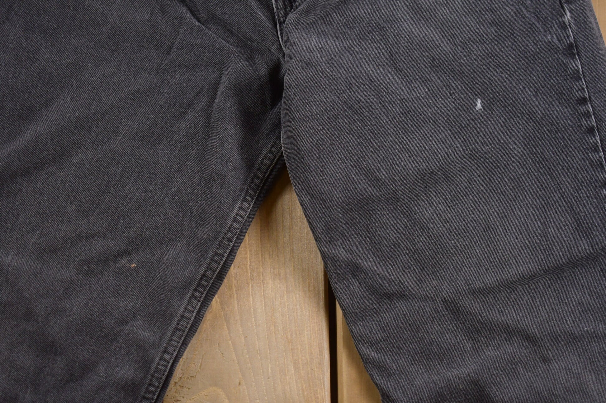 Vintage 1980s Levi's 550 Red Tab Black Denim Jeans Size 33 x 31