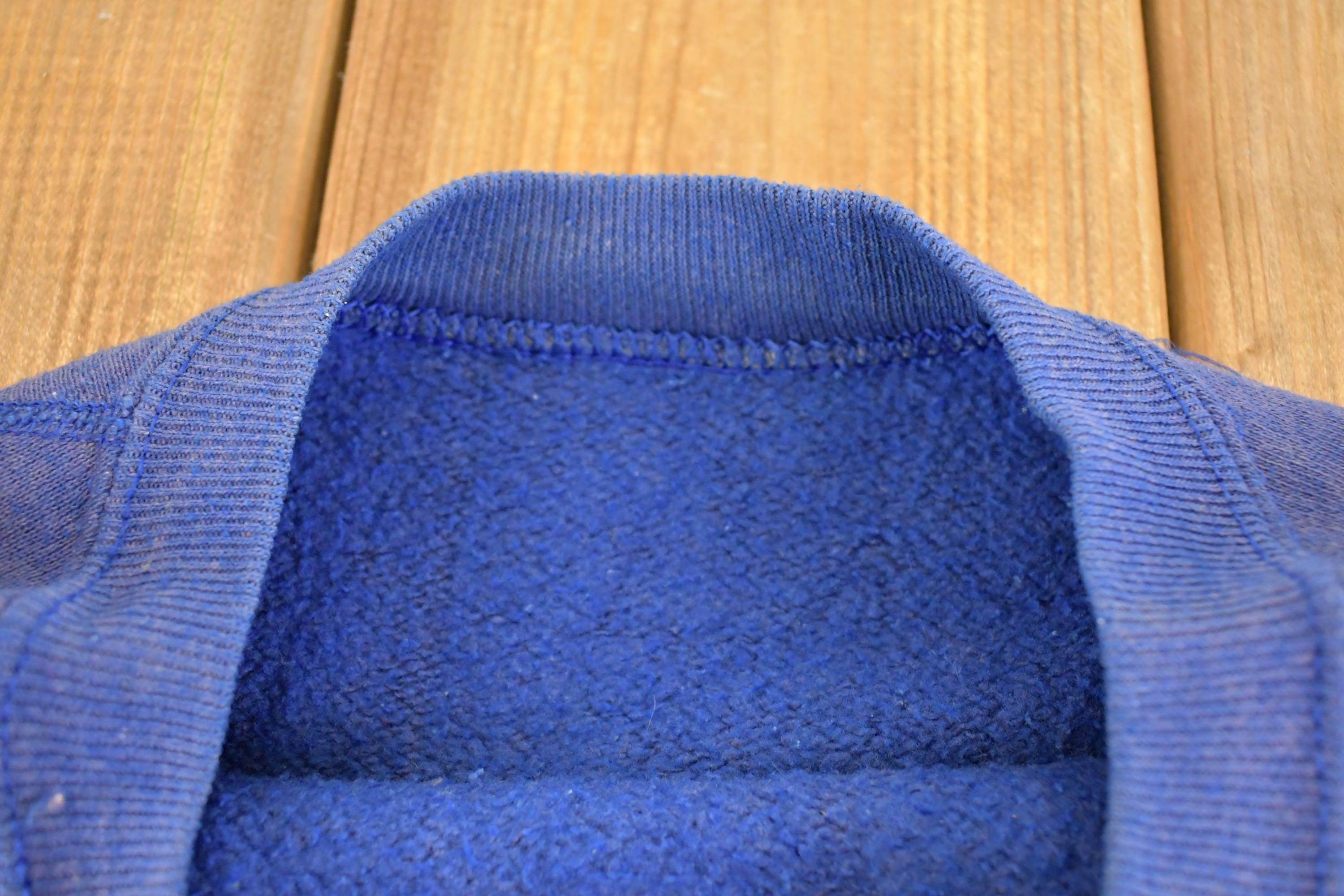Vintage 1990s Blue Streetwear Blank Crewneck Sweatshirt Men's M