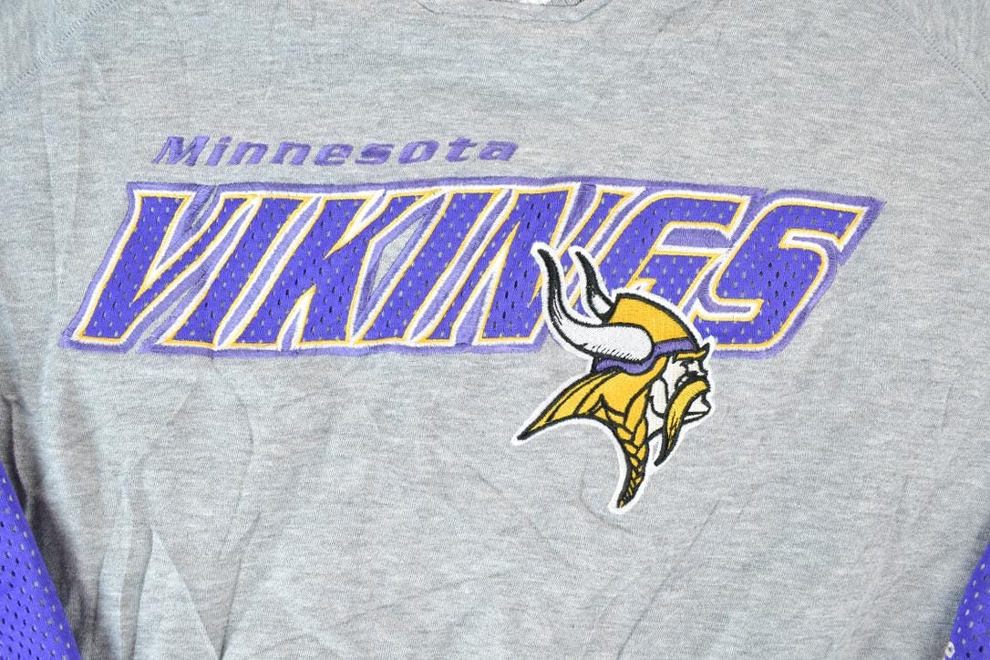 Vintage 1990s Minnesota Vikings Lee Sport Jersey Patch NFL Crewneck Sweatshirt