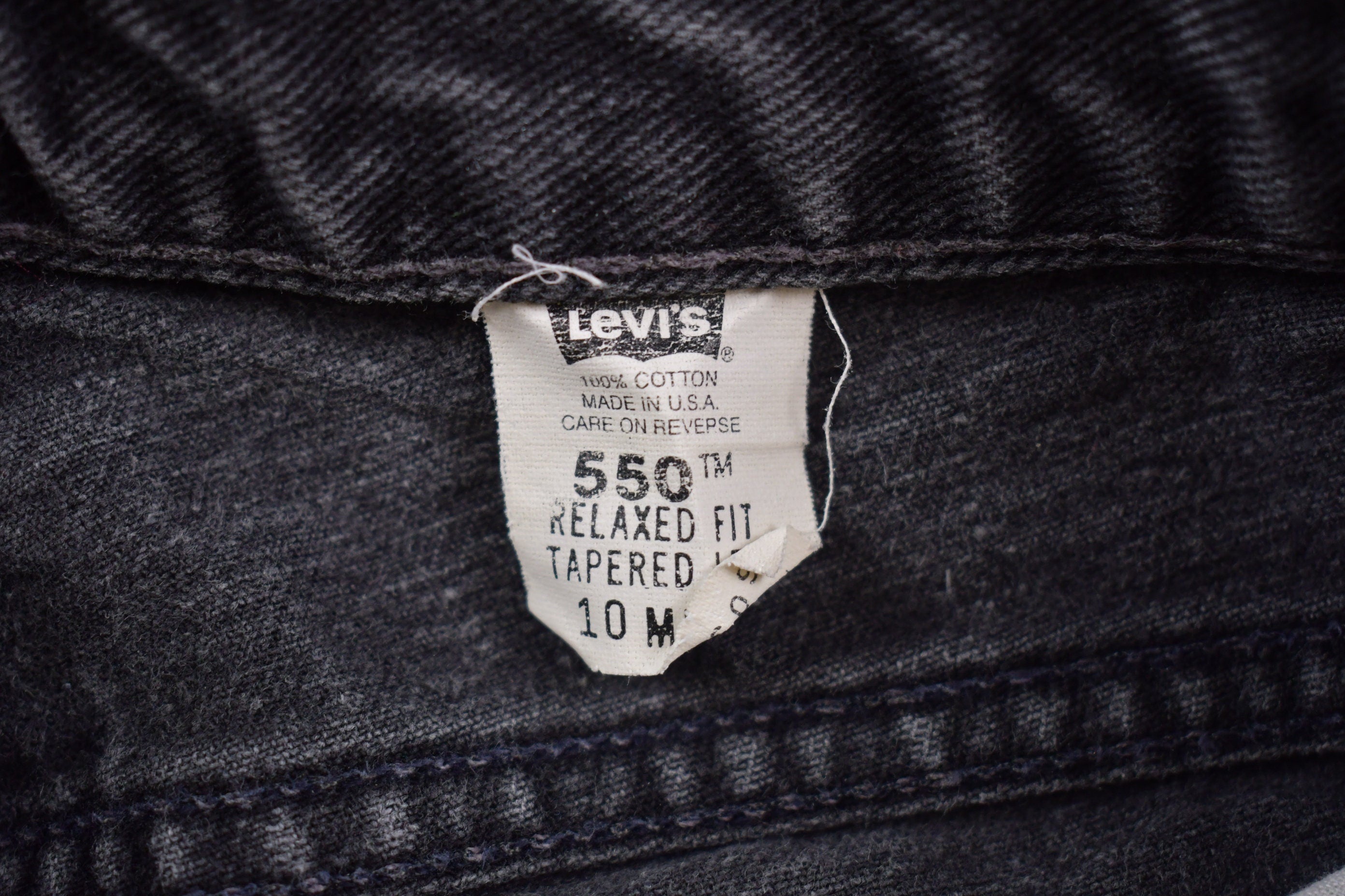 Vintage 1990s Levi's 550 Red Tab Black Denim Jeans Size 25 x 30 / Made in USA / 90s Denim / Streetwear Fashion / Vintage Levi's