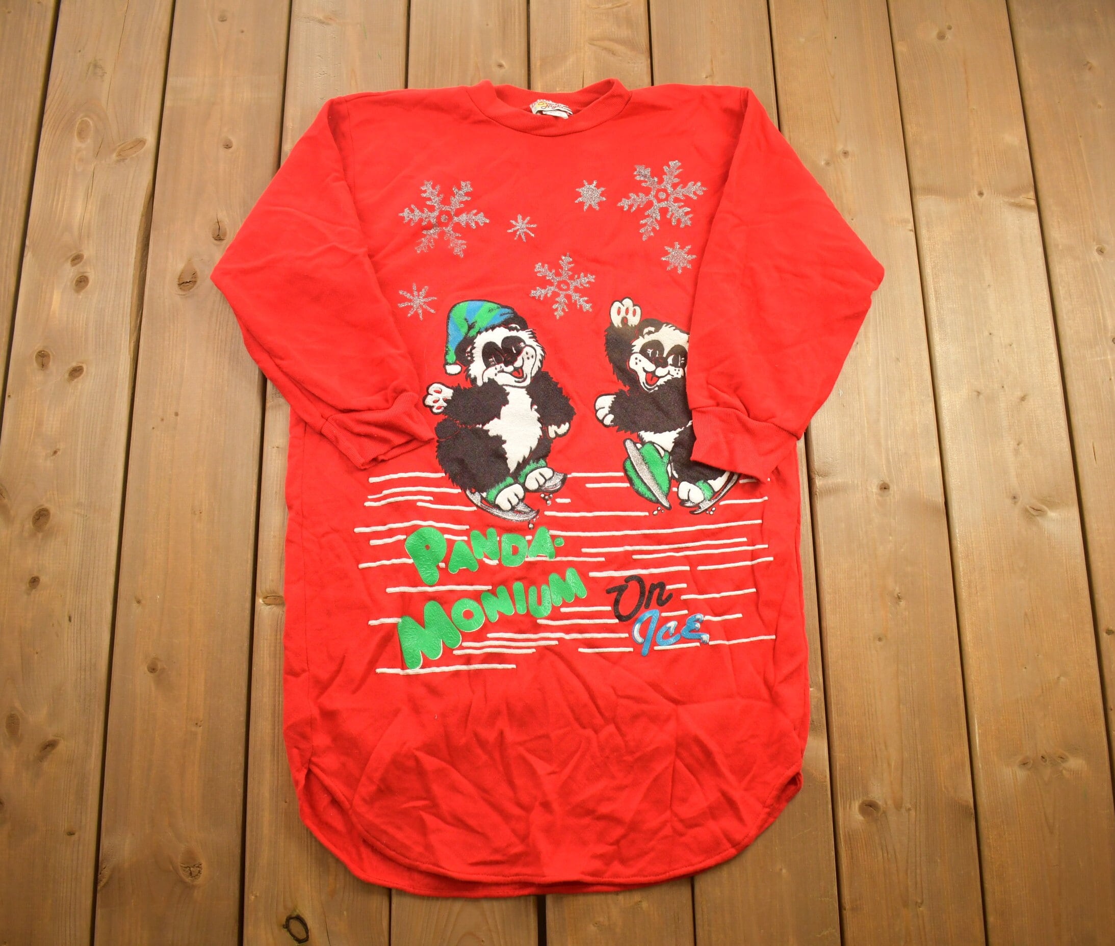 Vintage 1990s Panda-Monium On Ice Crewneck Sweatshirt / 90s Crewneck / Made In USA / Streetwear / Festive Sweater / Cute / Animal Sweater