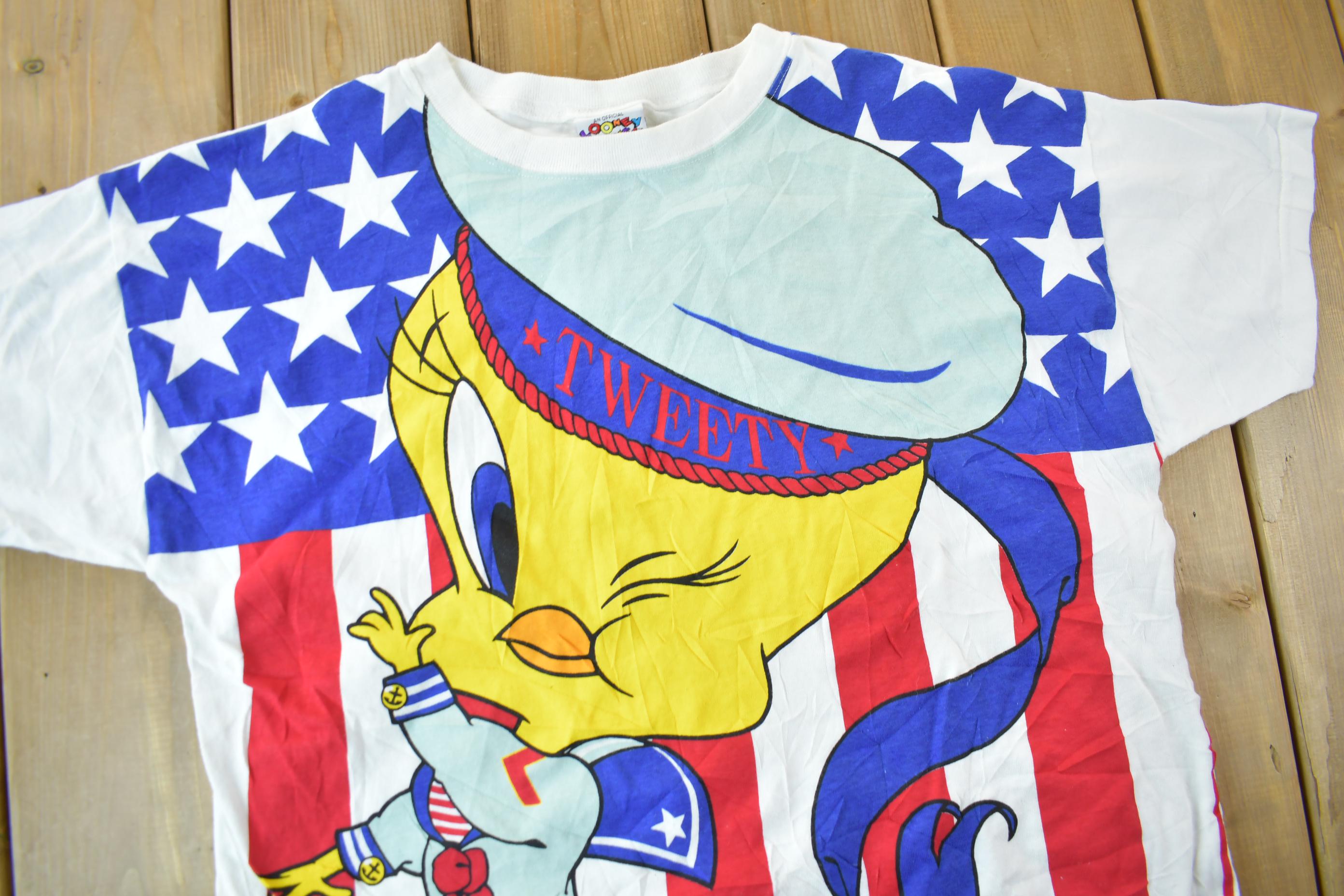 Vintage 1995 All Over Print Tweety Bird American Graphic T Shirt