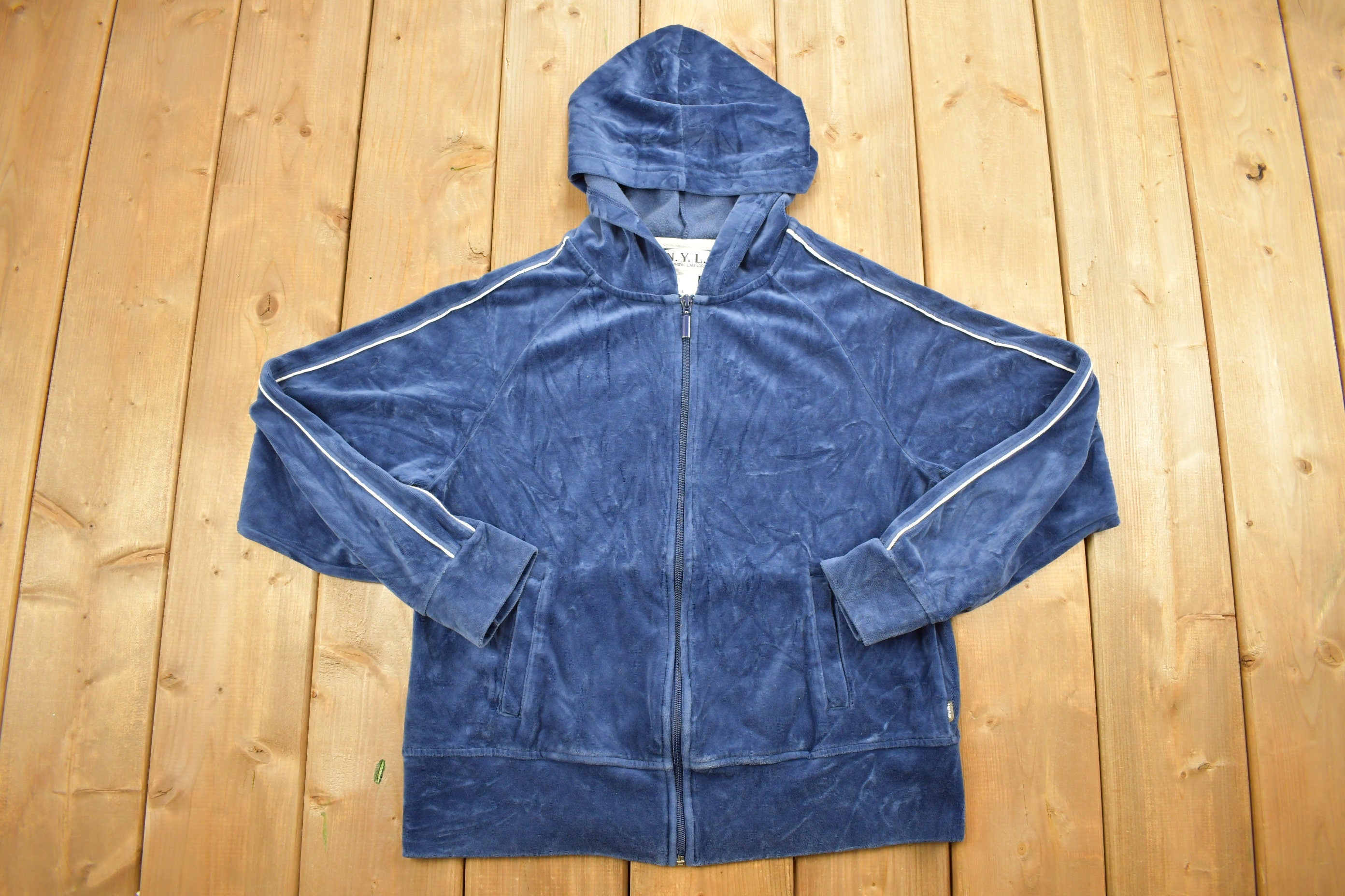 Vintage 1990s N.Y.L Women's Graphic Velvet Hoodie