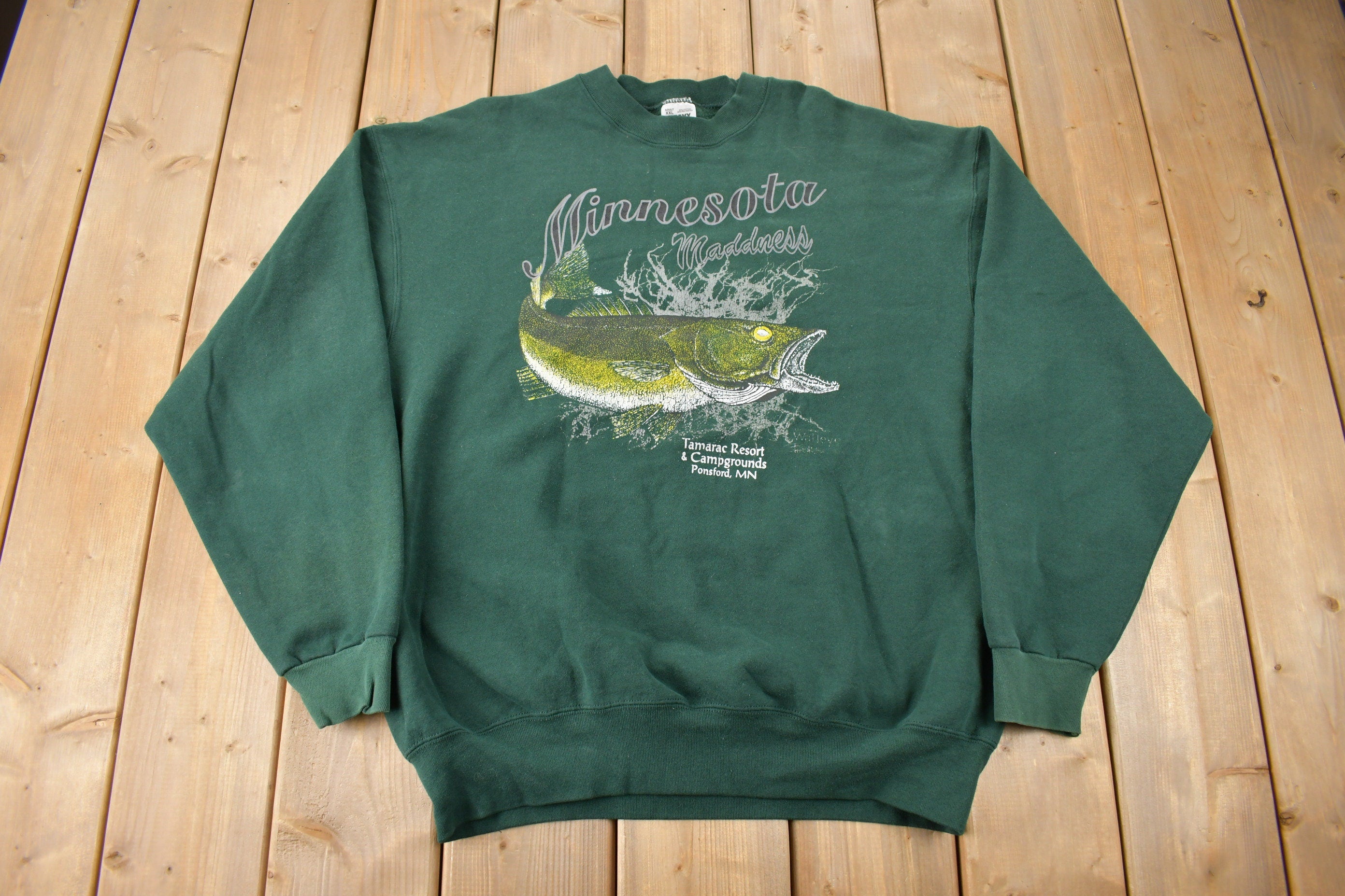 Vintage 1990s Minnesota Madness Walleye Fishing Graphic Crewneck Sweatshirt Made In USA