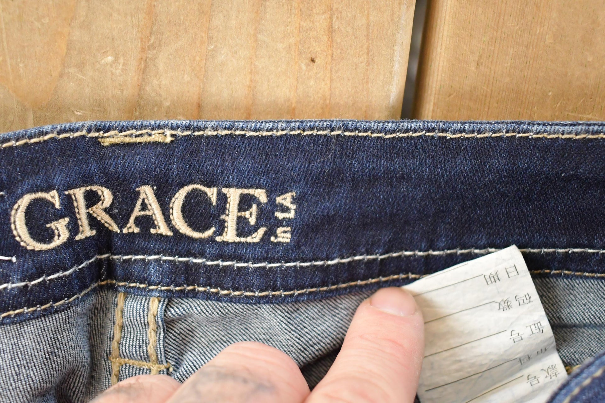 Vintage Deadstock Y2K Grace In LA Bedazzled Bootcut Low Rise Jeans Women's Size 26 x 31