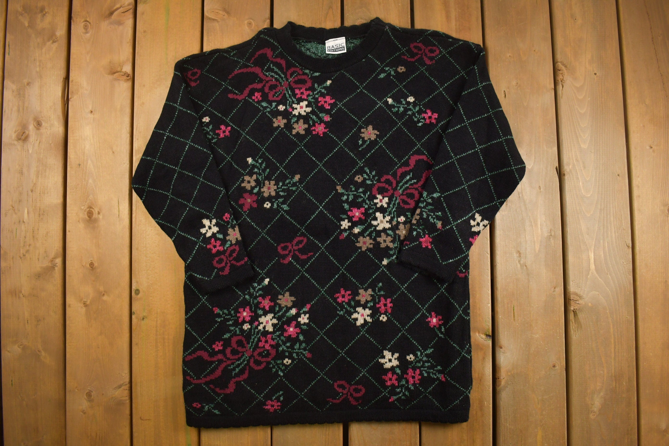 Vintage 1990s Basic Editions Knitted Crewneck Sweater