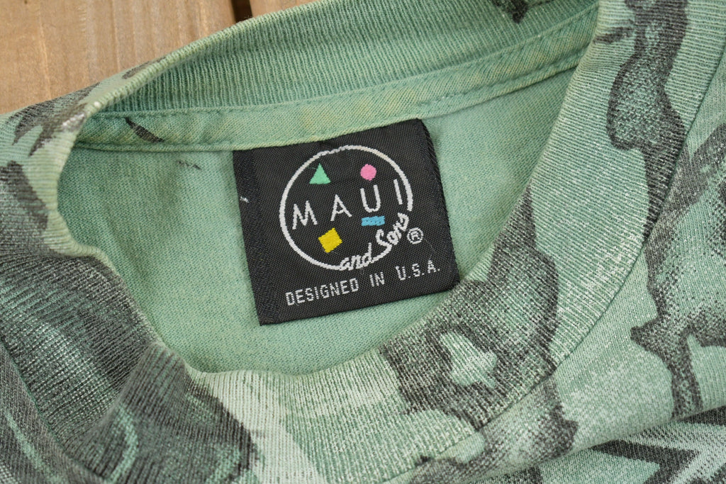 Vintage 1990s Maui Hawaii All Over Shark Print Graphic T Shirt
