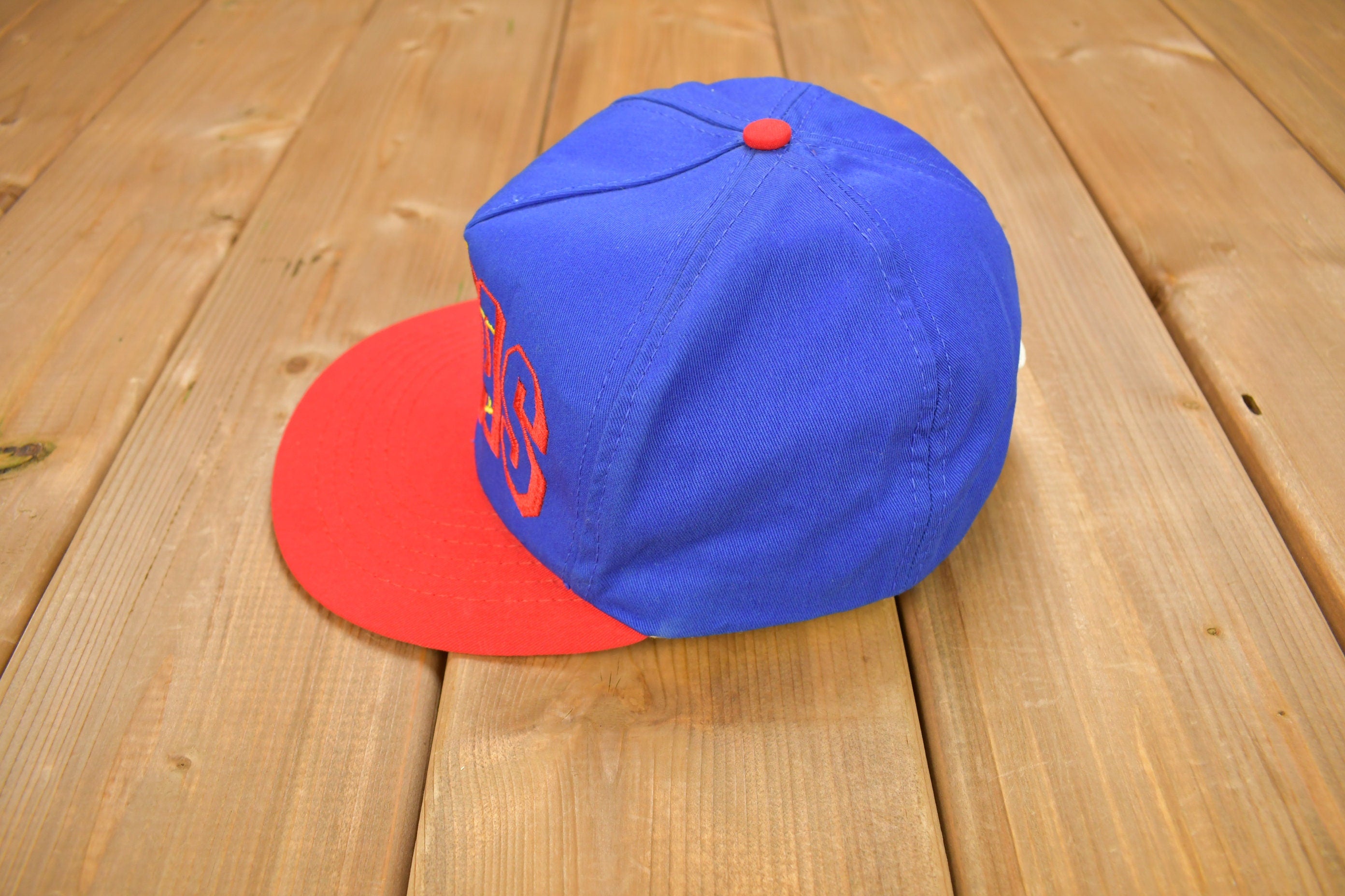 Vintage 1990s Texas Embroidered Snap Back Hat