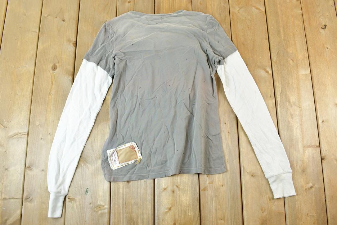 Women Vintage Vigoss Y2K Bedazzled T-Shirt / Vigoss Grunge Skull Print / Contrast Stitch / Internet Famous Clothing / Over Dyed