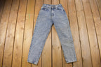 Vintage 1990s Lee Women's Acid Wash Denim Jeans Size 24 x 27