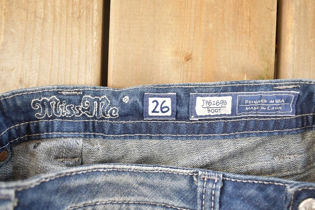 Vintage Deadstock Y2K Miss Me Bedazzled Low Rise Jeans Women's Size 26x31