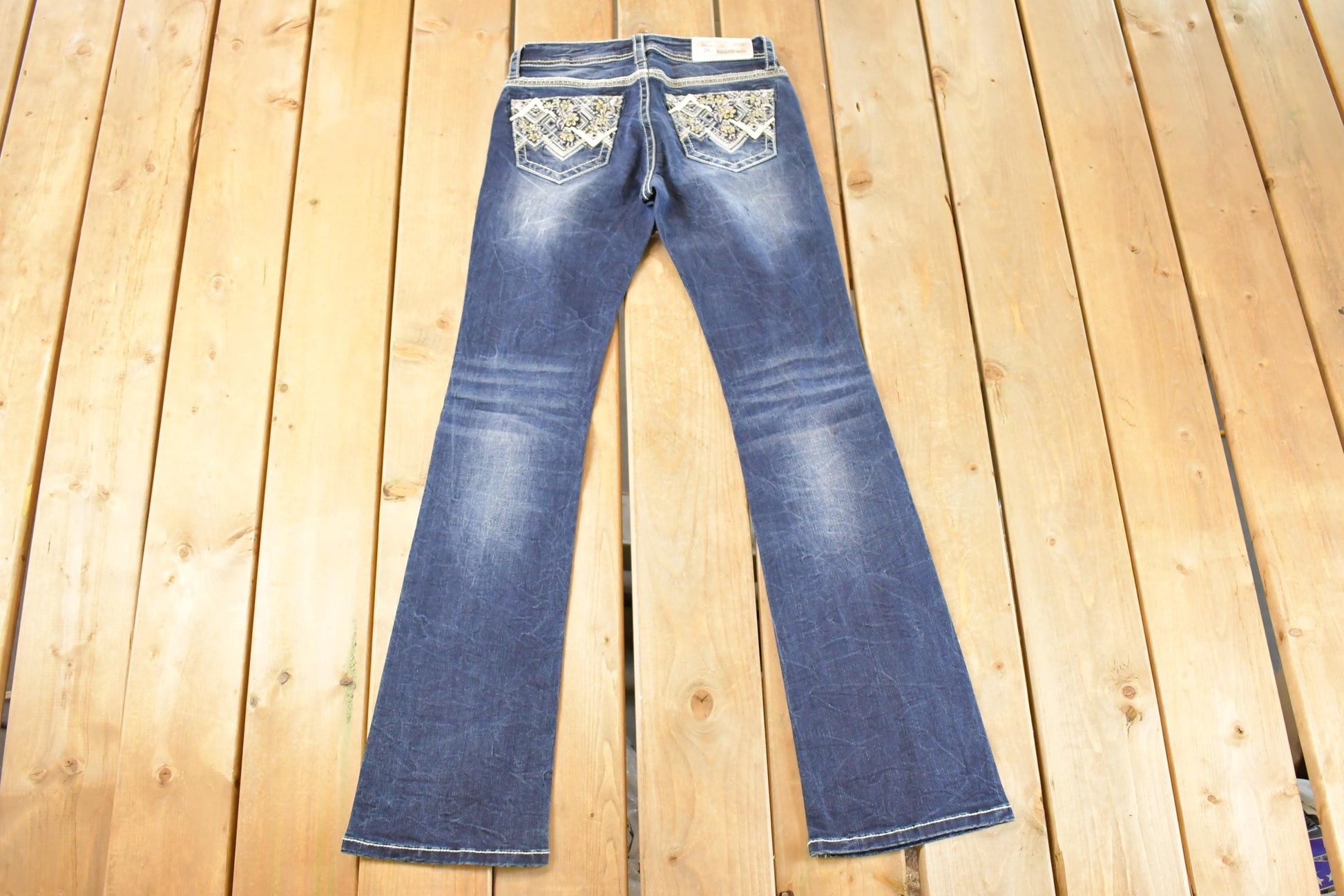 Vintage Deadstock Y2K Grace In LA Bedazzled Bootcut Low Rise Jeans Women's Size 26 x 32