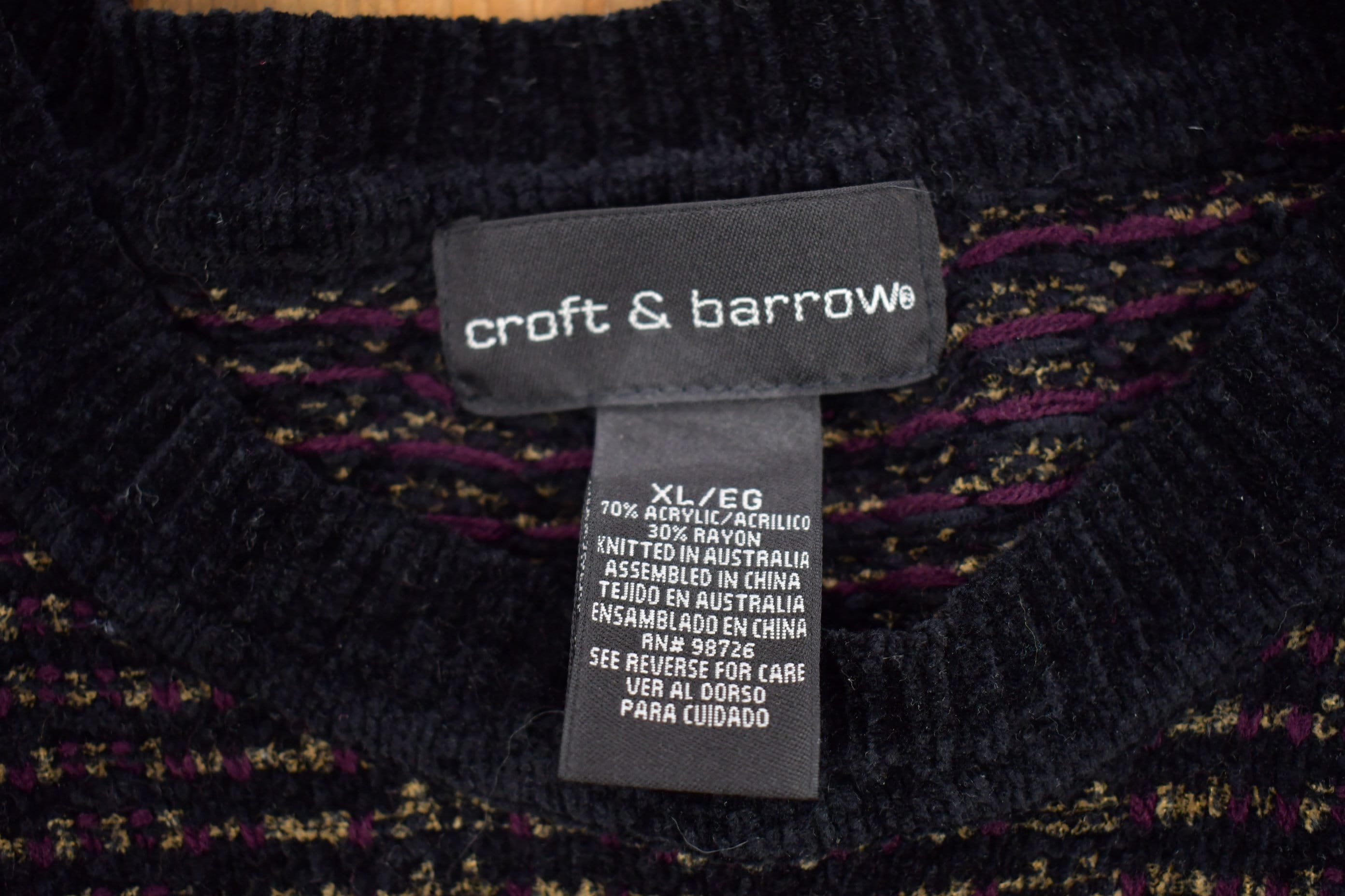 Vintage 1990s Craft & Barrow Knitted Sweater /