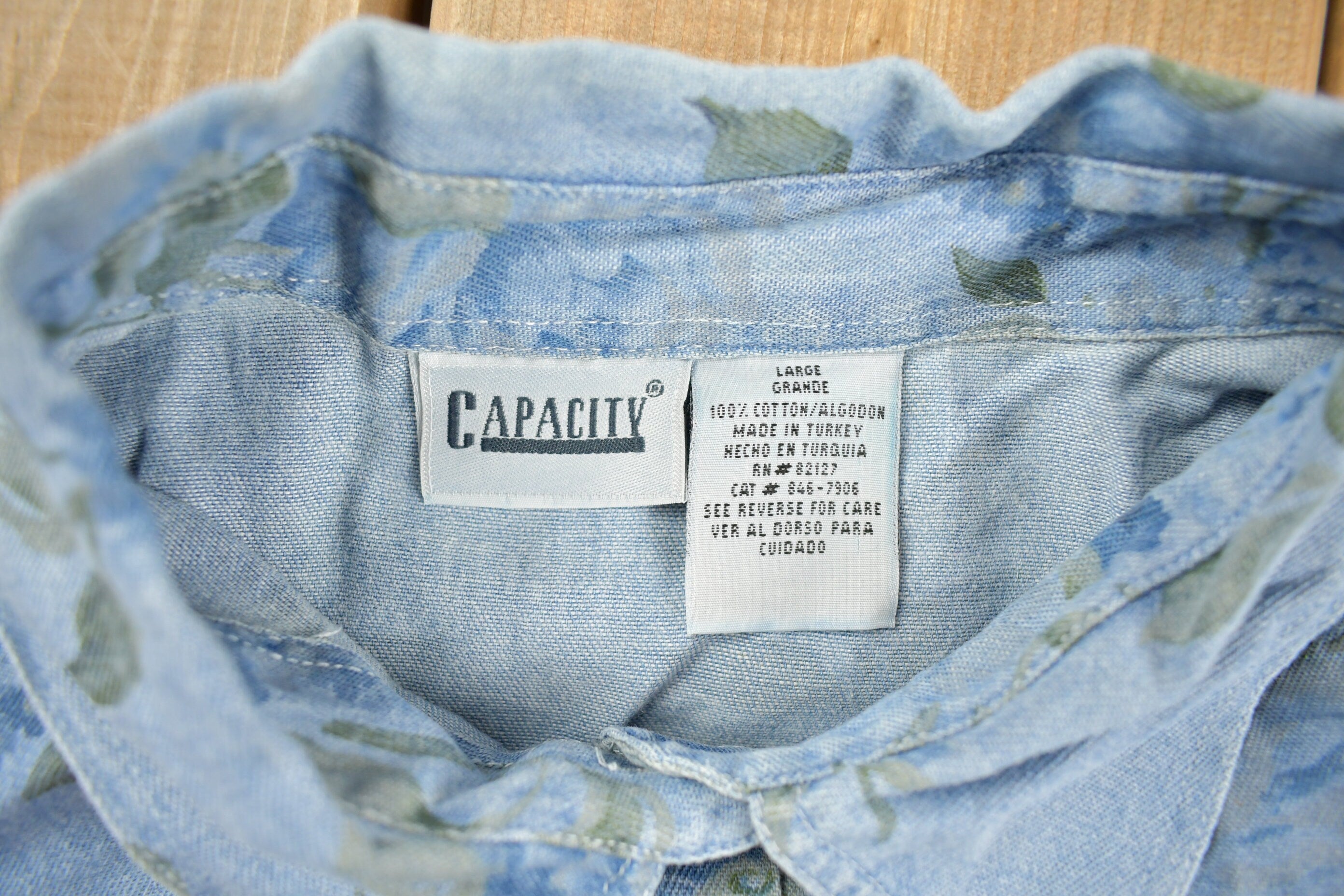 Vintage 1990s Capacity Floral Button Up Shirt