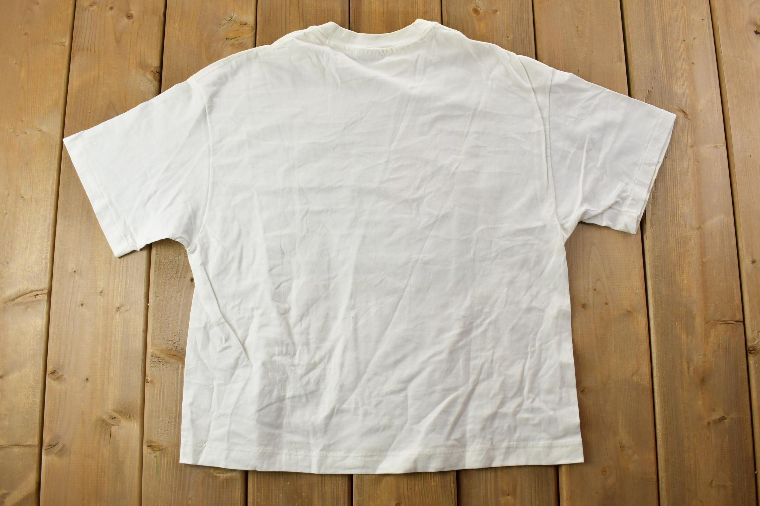 Vintage 1990s Sailboat Water Souvenir T-Shirt