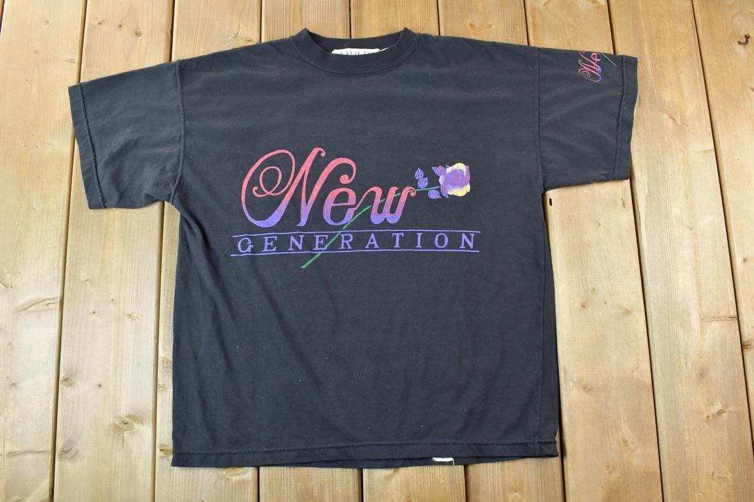 Vintage 1990s New Generation Flowers Souvenir T-Shirt
