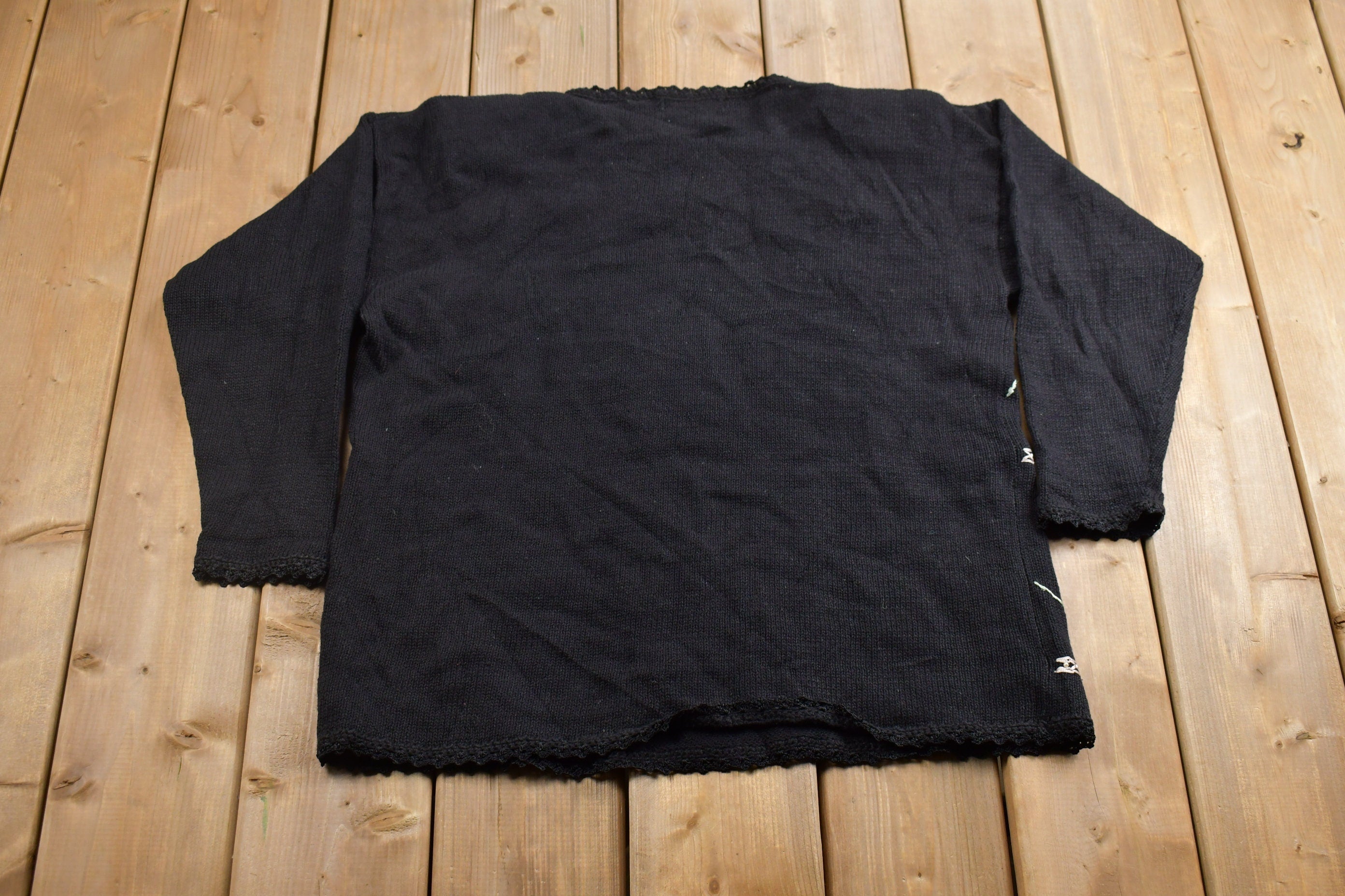 Vintage 1990s Carolyn Taylor Knitted Floral Crewneck Sweater