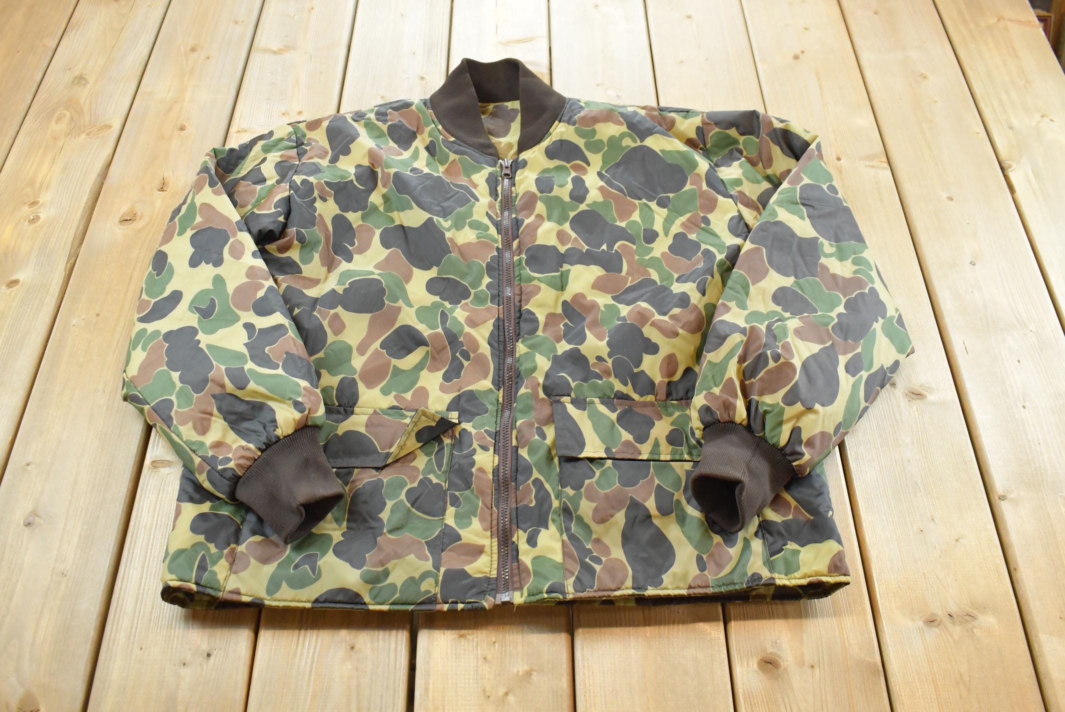 Vintage 1980s Winchester Thermolite Duck Camo Reversible Insulated Windbreaker Jacket Mens XL