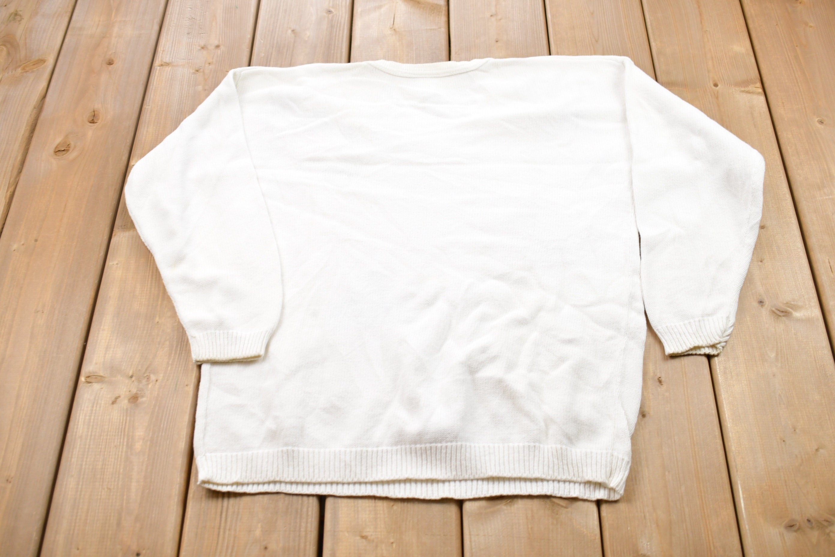Vintage 1990s Abstract Pattern Knitted V-neck Sweater