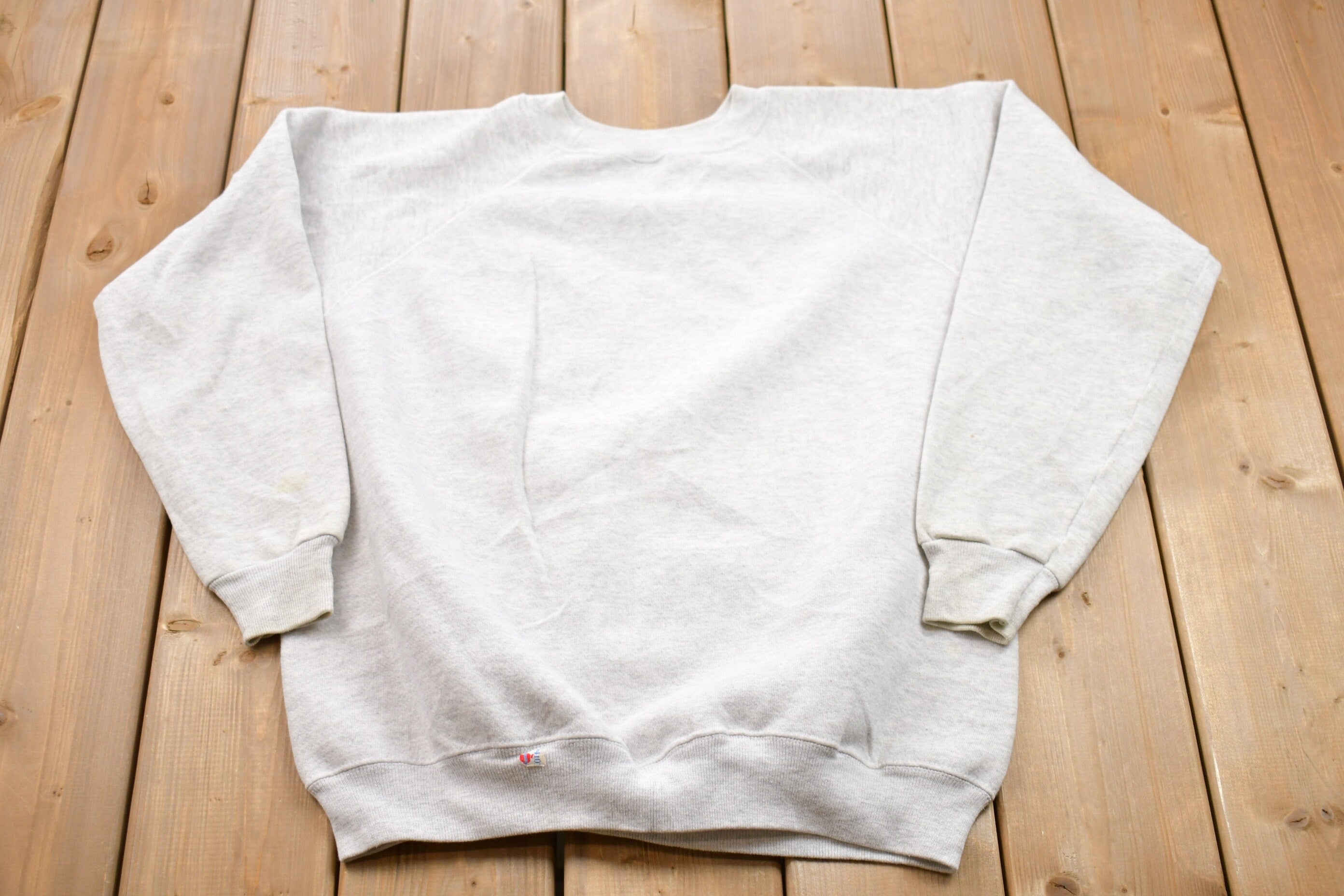 Vintage 1980s Floral Touch Of Class Graphic Raglan Crewneck Sweatshirt