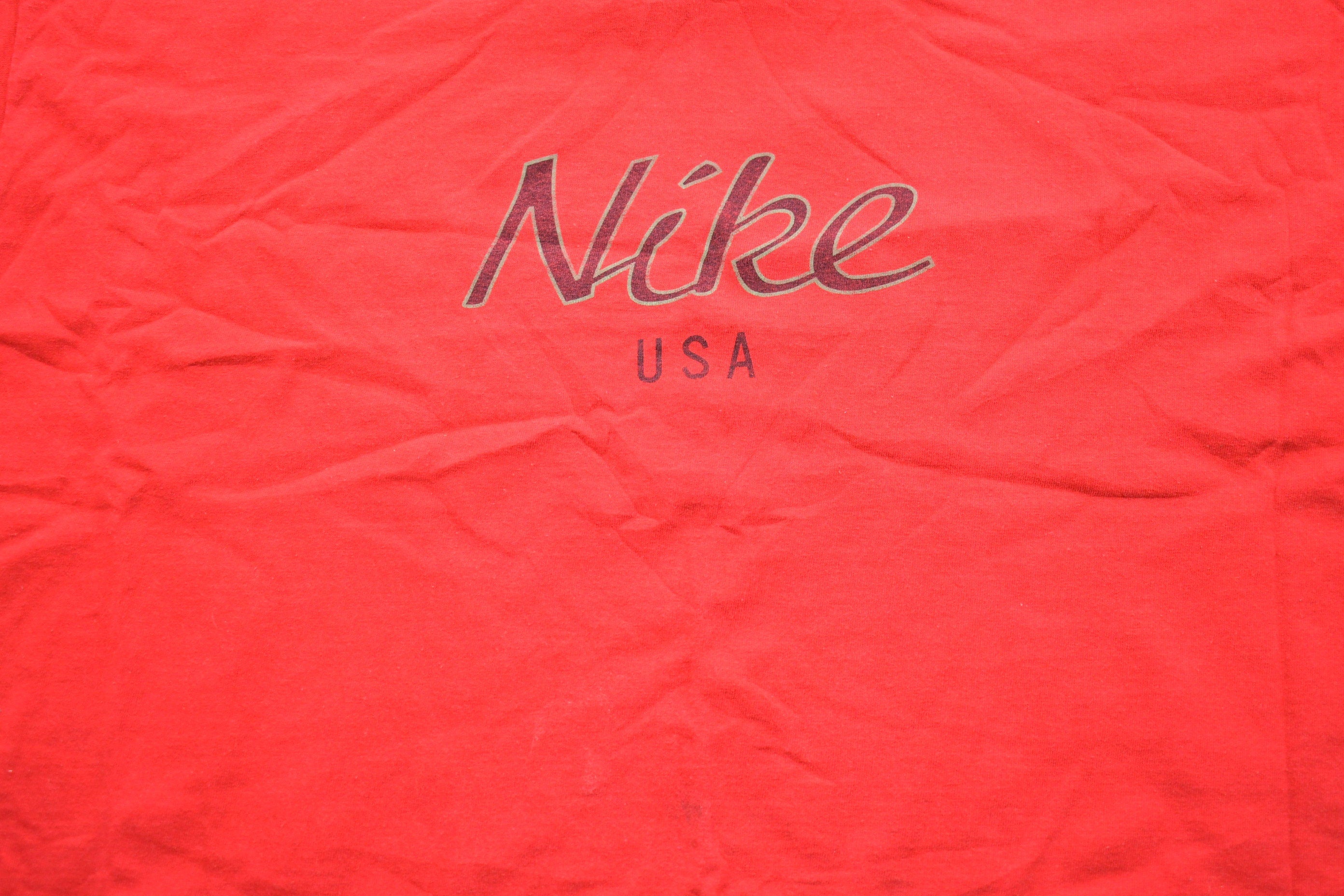 Vintage 1990s Nike Cropped Graphic T-Shirt