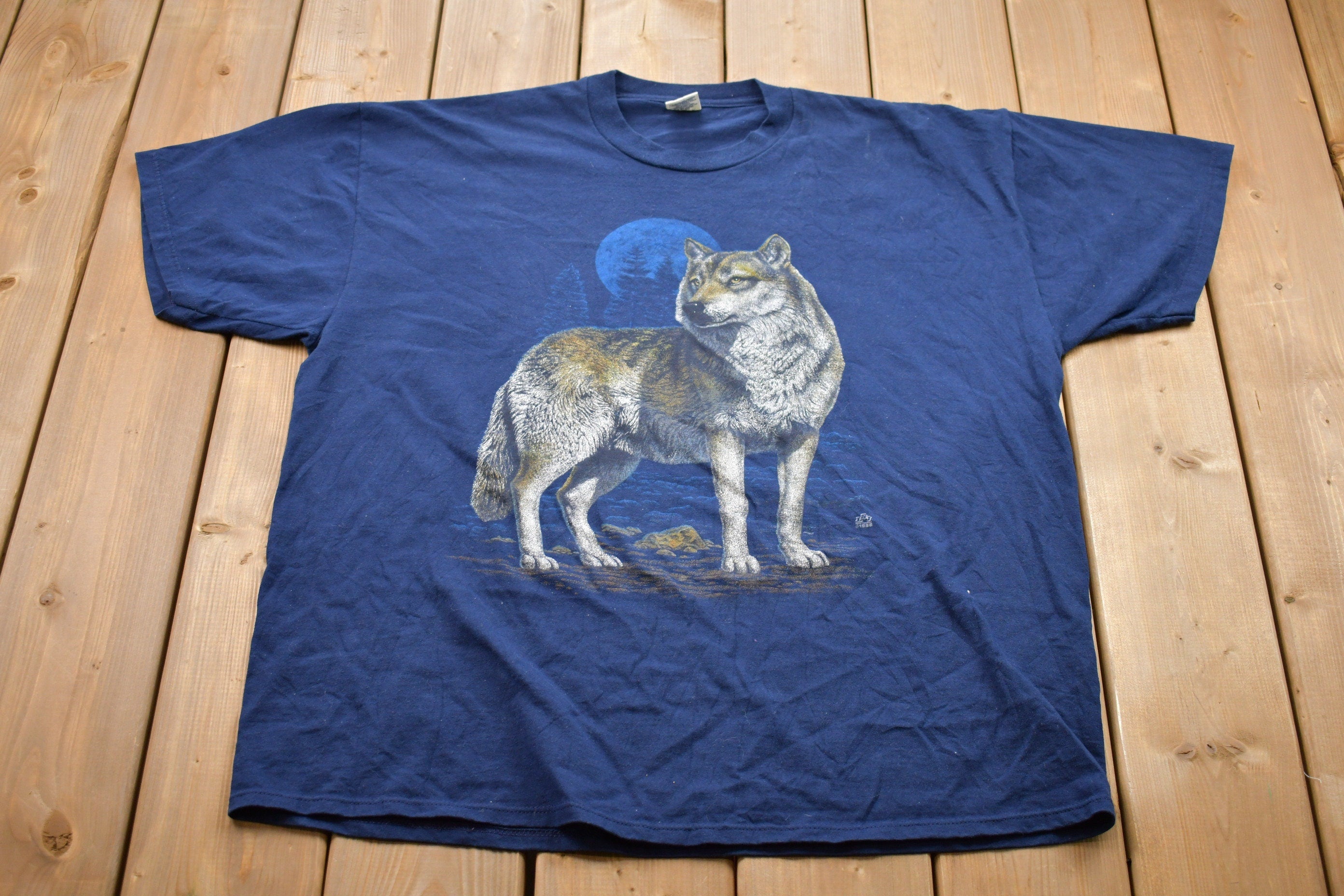 Vintage 1996 Wolf Graphic T-Shirt