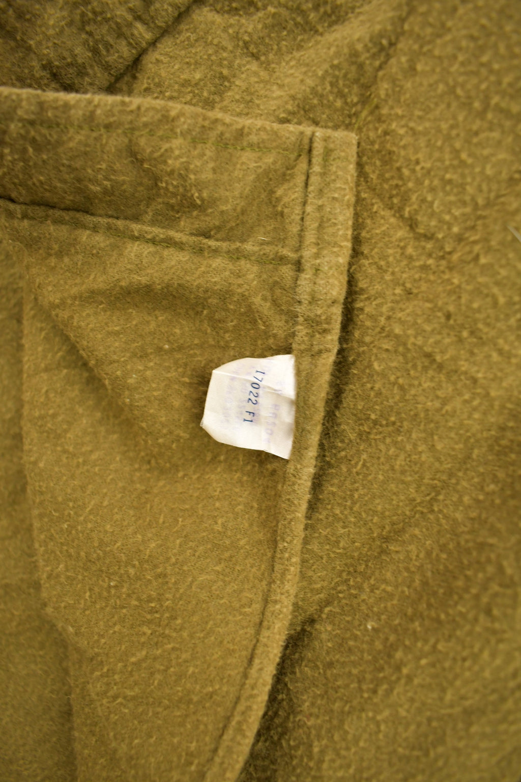 Vintage 2001 Lands End Blank Button Up Shirt
