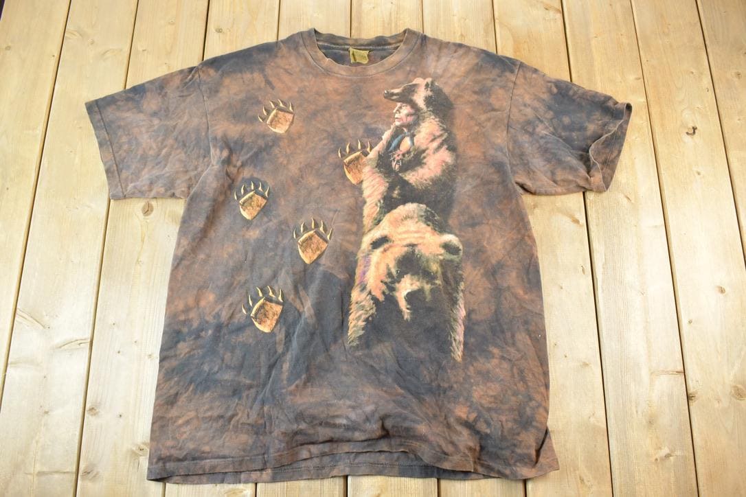 Vintage 1990s Aztec Bear And Wolf Outdoors T-Shirt