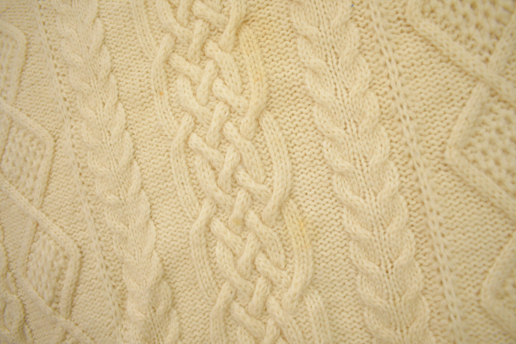 Vintage 1980s Blarney Woolen Mills Cable Knitted Sweater
