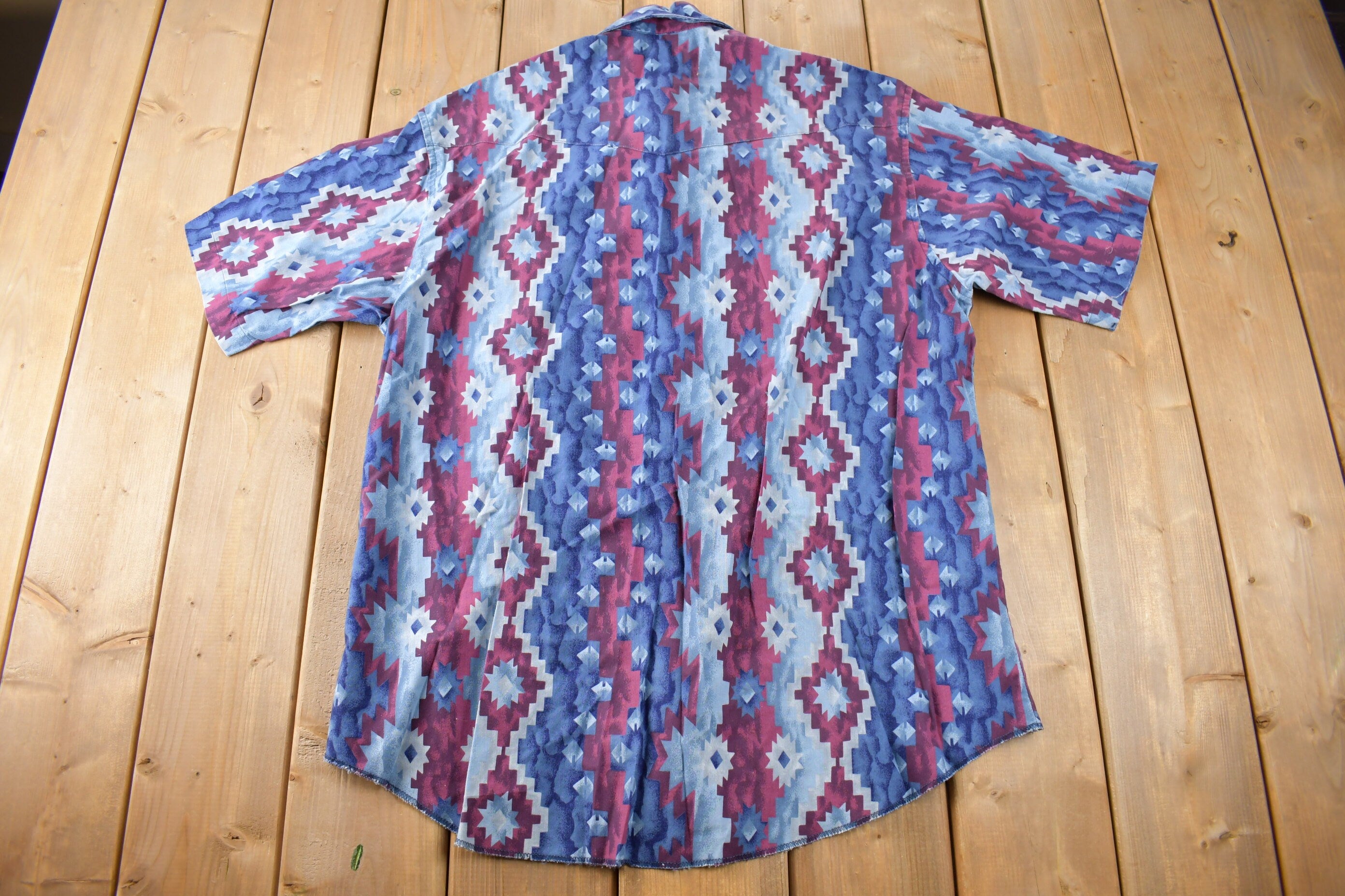 Vintage 1990s American Hero South Western Style Aztec Pattern Button Up Shirt size XL