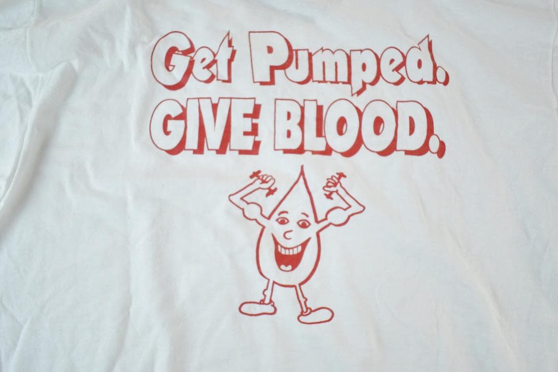 Vintage 1990s Get Pumped Give Blood Souvenir Single Stitch Graphic Print T-Shirt